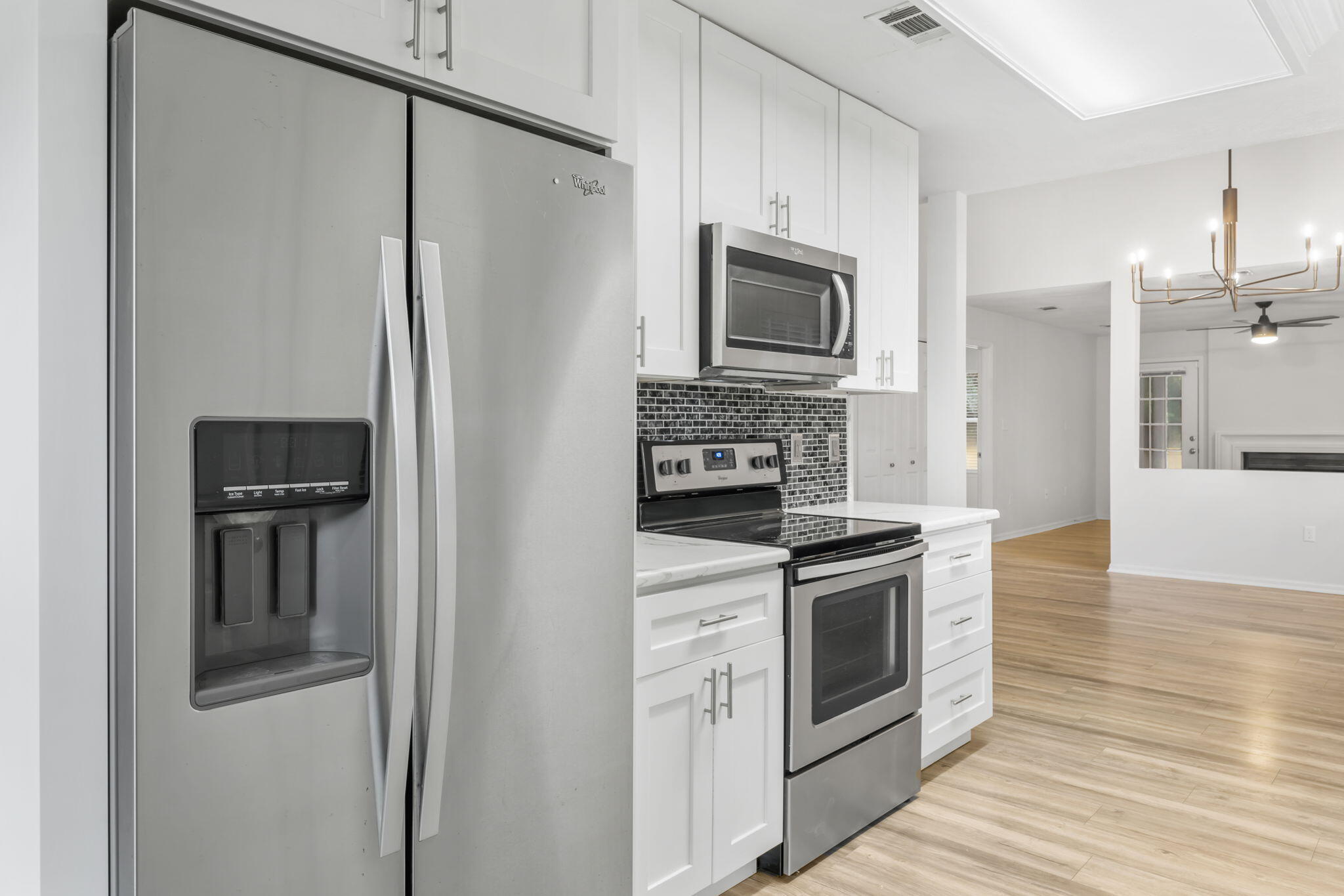 MAGNOLIA CREEK PHASE 1 - Residential Lease