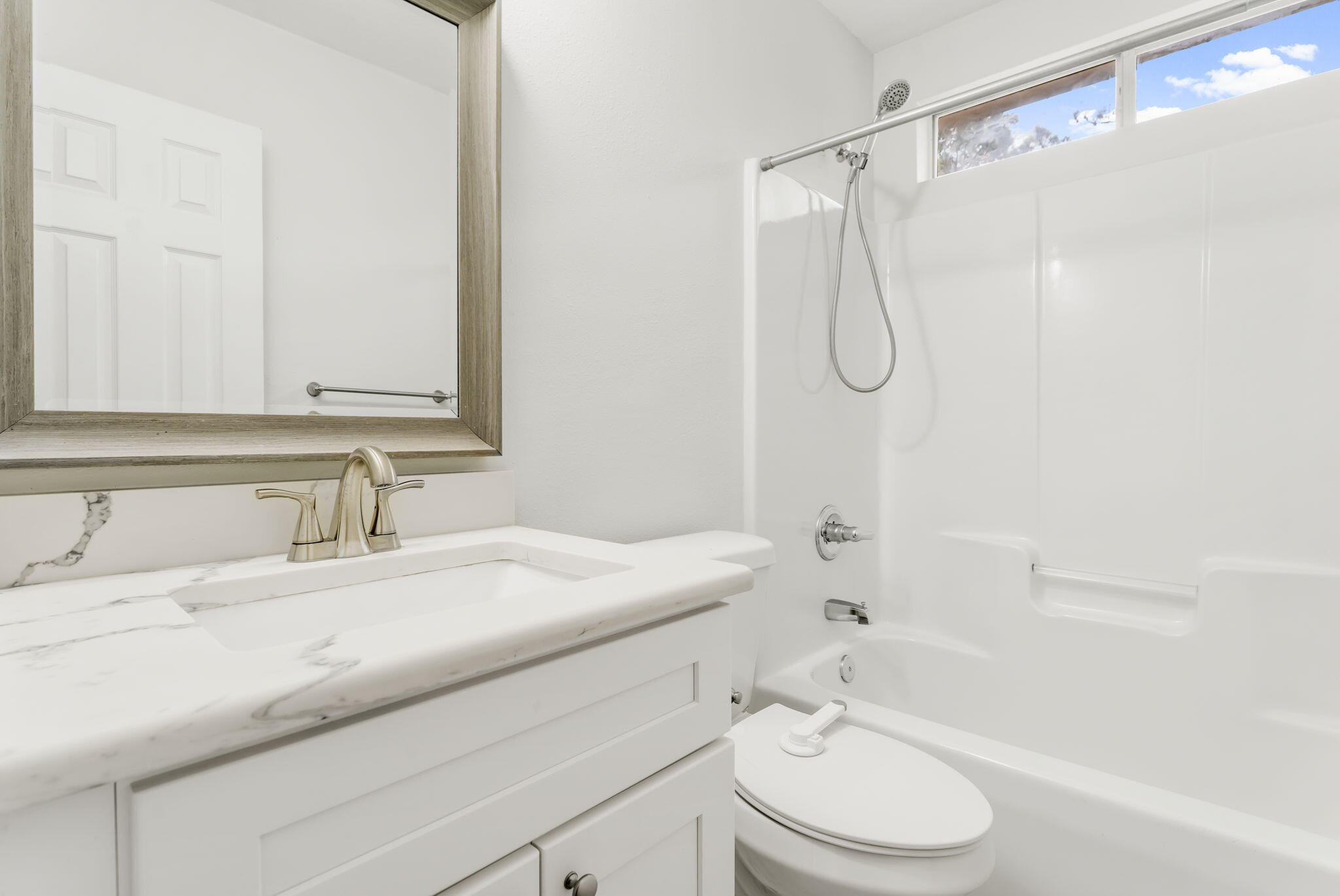 MAGNOLIA CREEK PHASE 1 - Residential Lease