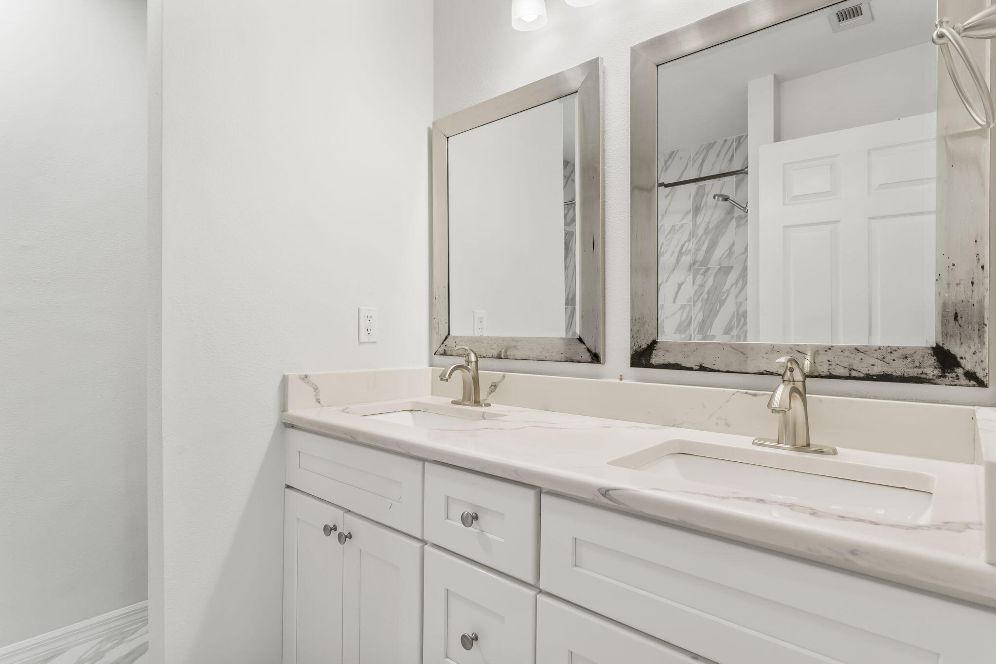 MAGNOLIA CREEK PHASE 1 - Residential Lease