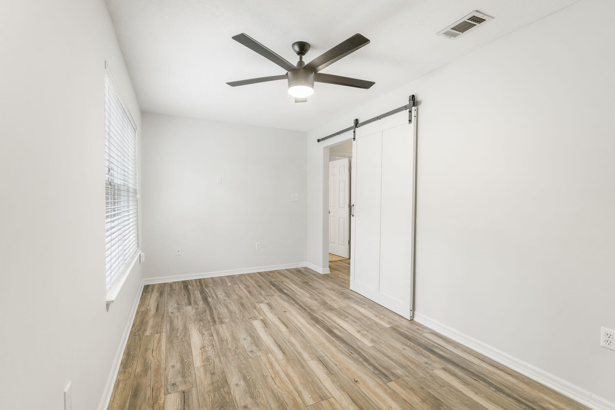 MAGNOLIA CREEK PHASE 1 - Residential Lease