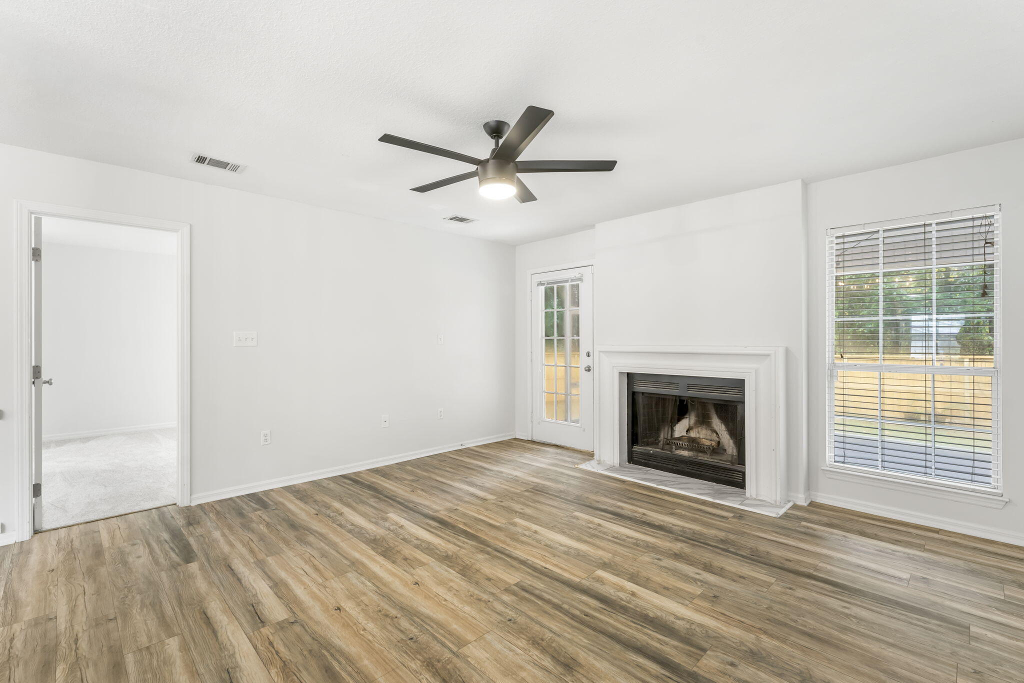 MAGNOLIA CREEK PHASE 1 - Residential Lease