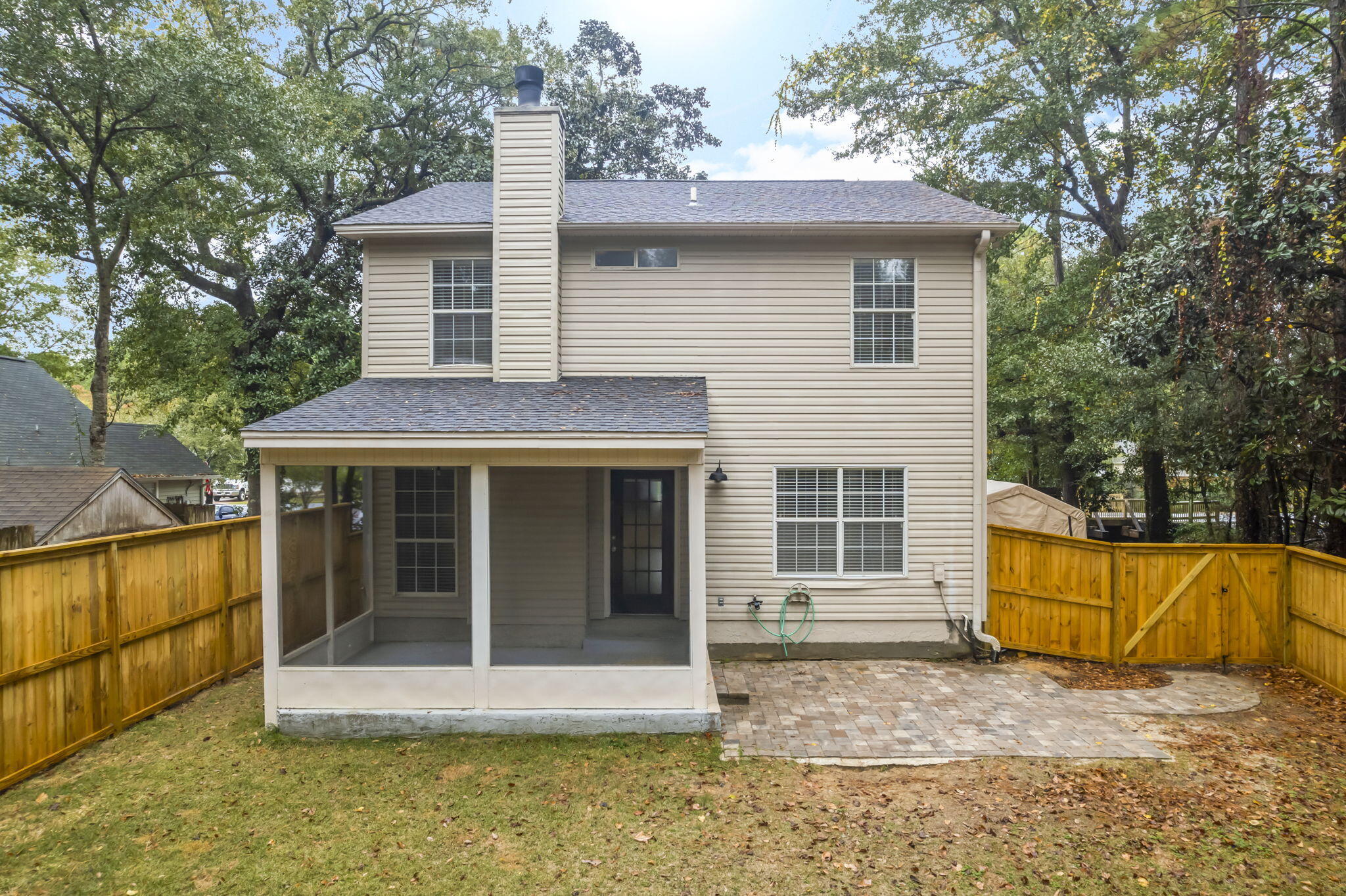 MAGNOLIA CREEK PHASE 1 - Residential Lease