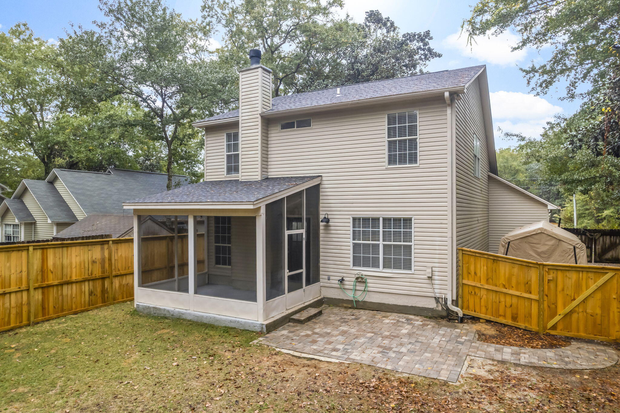 MAGNOLIA CREEK PHASE 1 - Residential Lease
