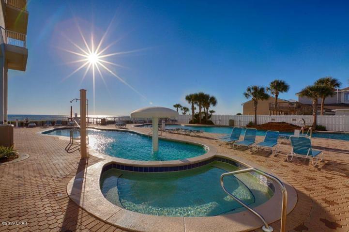 MAJESTIC BEACH TOWERS I - Residential