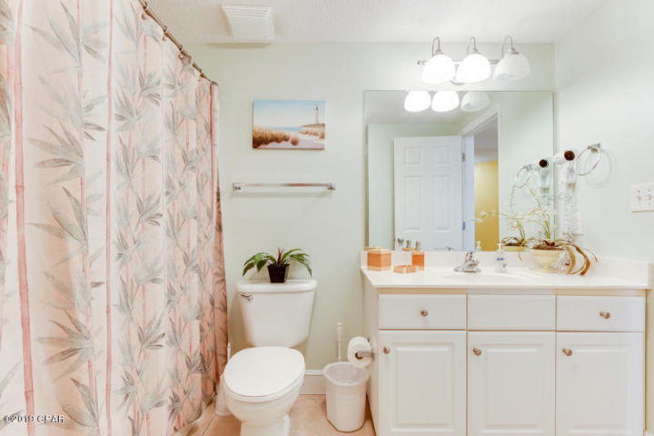 MAJESTIC BEACH TOWERS I - Residential