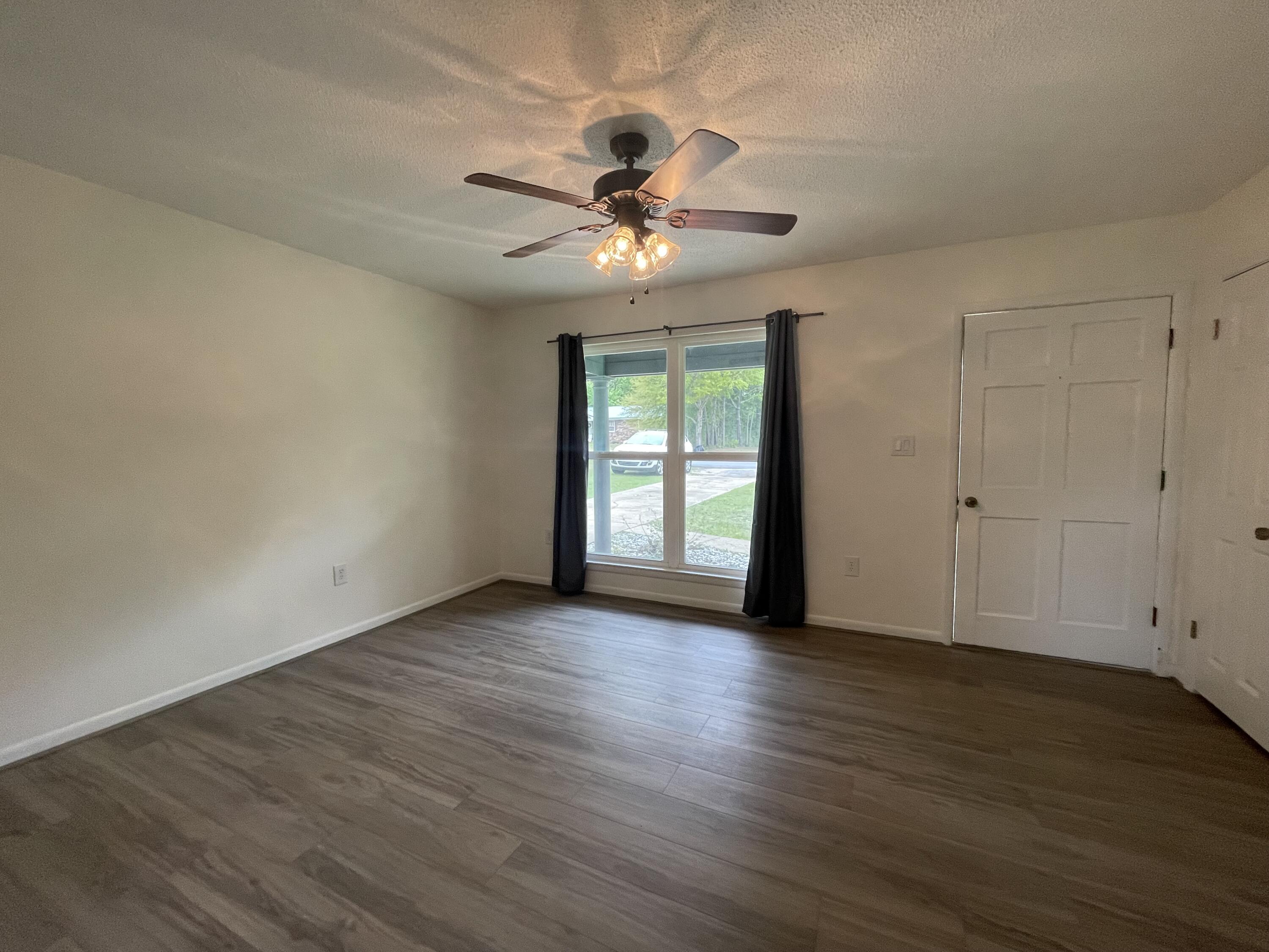ADAMS POWELL EAST - Residential Lease