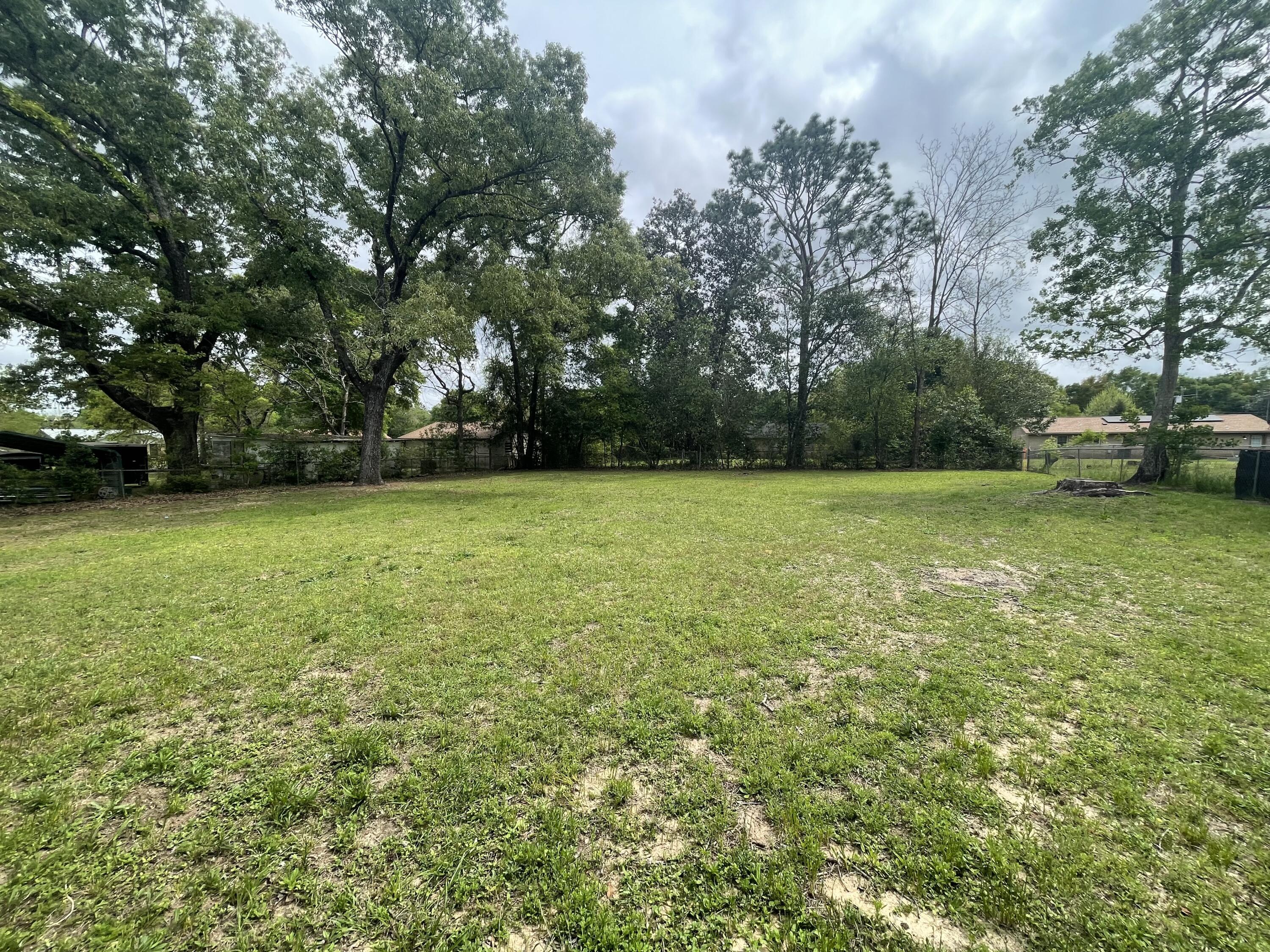 ADAMS POWELL EAST - Residential Lease