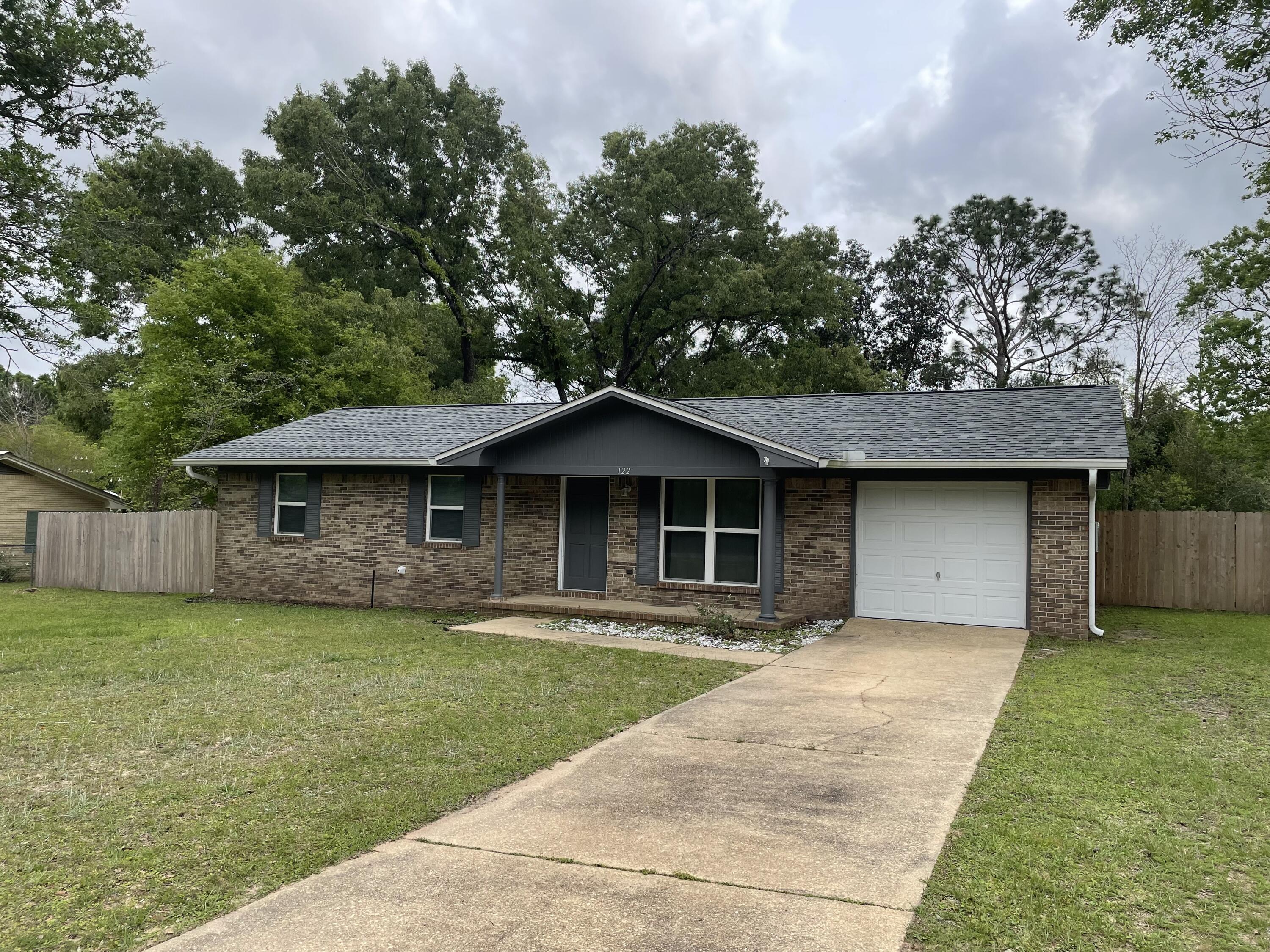 ADAMS POWELL EAST - Residential Lease