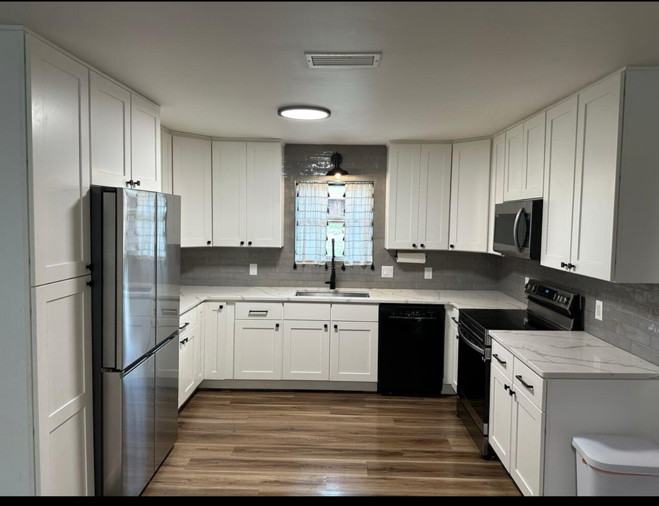 EDGE WATER VILLAGE NORTH LOT 3 BLK 2 - Residential Lease