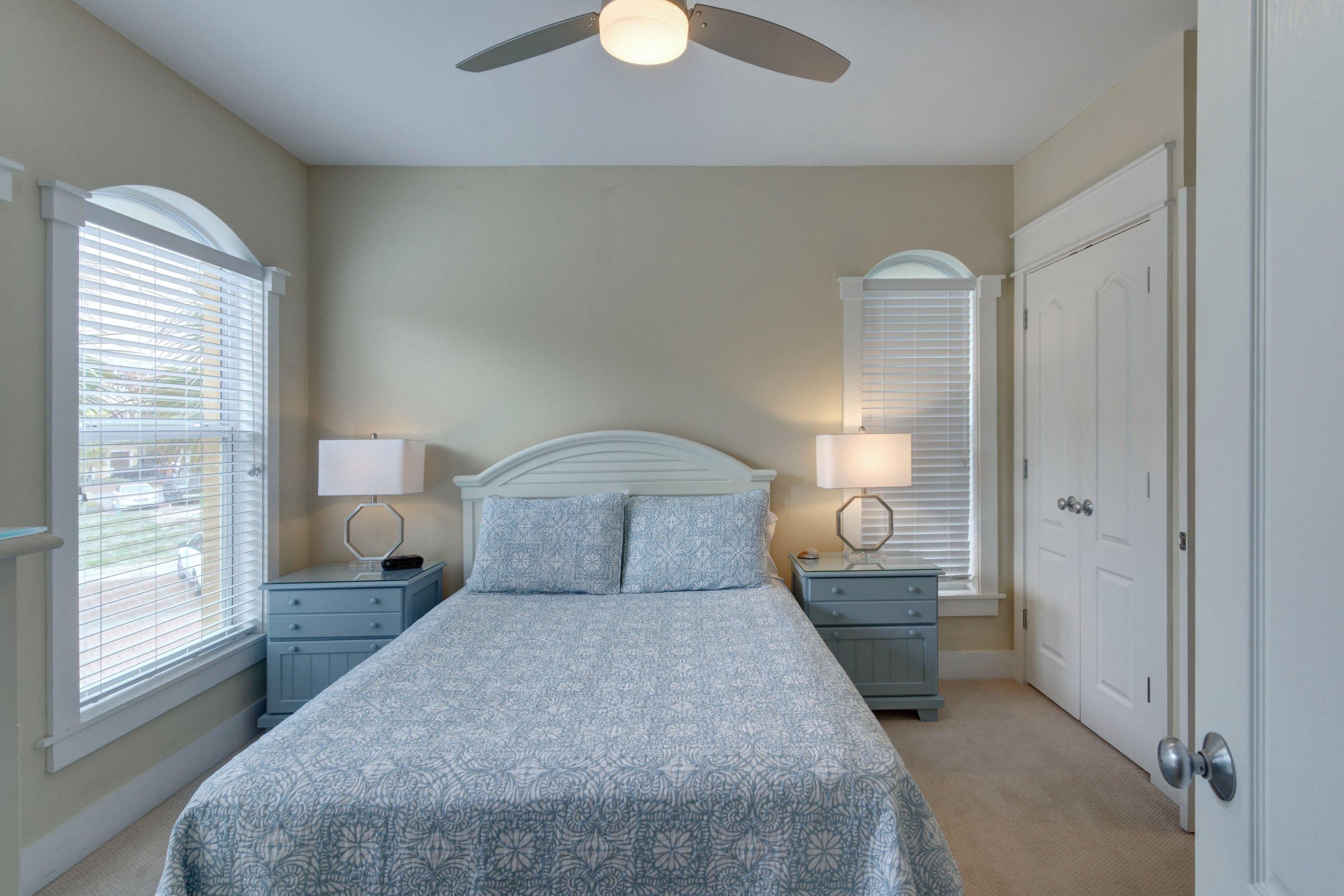 VILLAS AT SEACREST BEACH - Residential