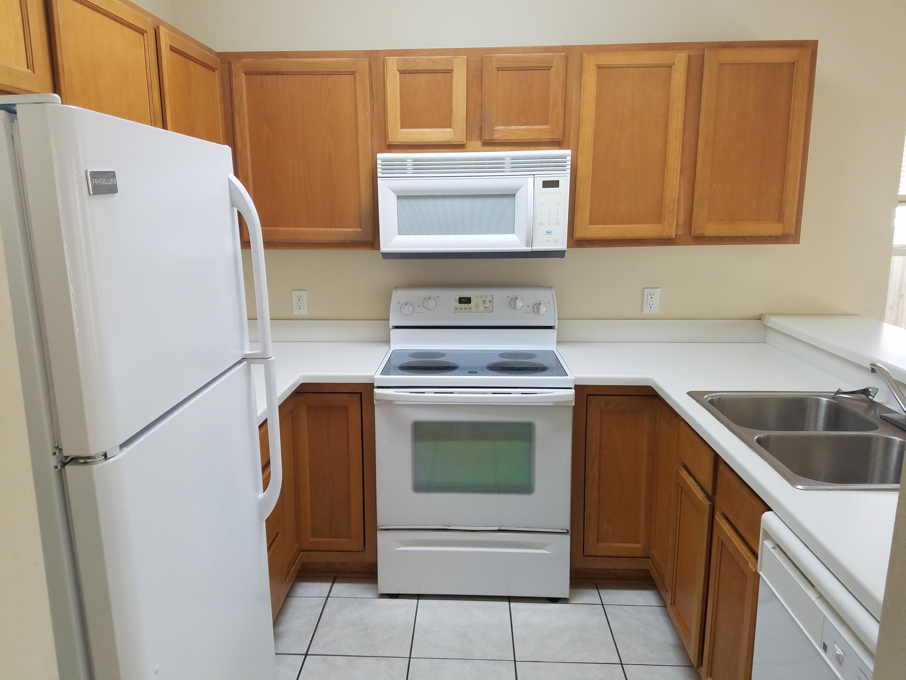 Stonegate Villas


Stonegate Villas - Residential Lease