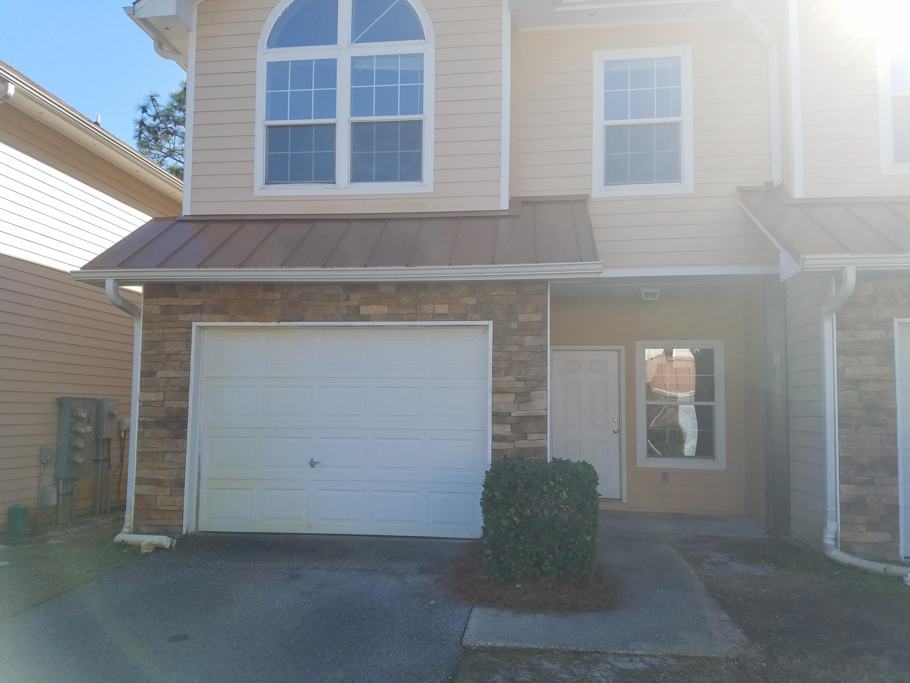 Stonegate Villas


Stonegate Villas - Residential Lease
