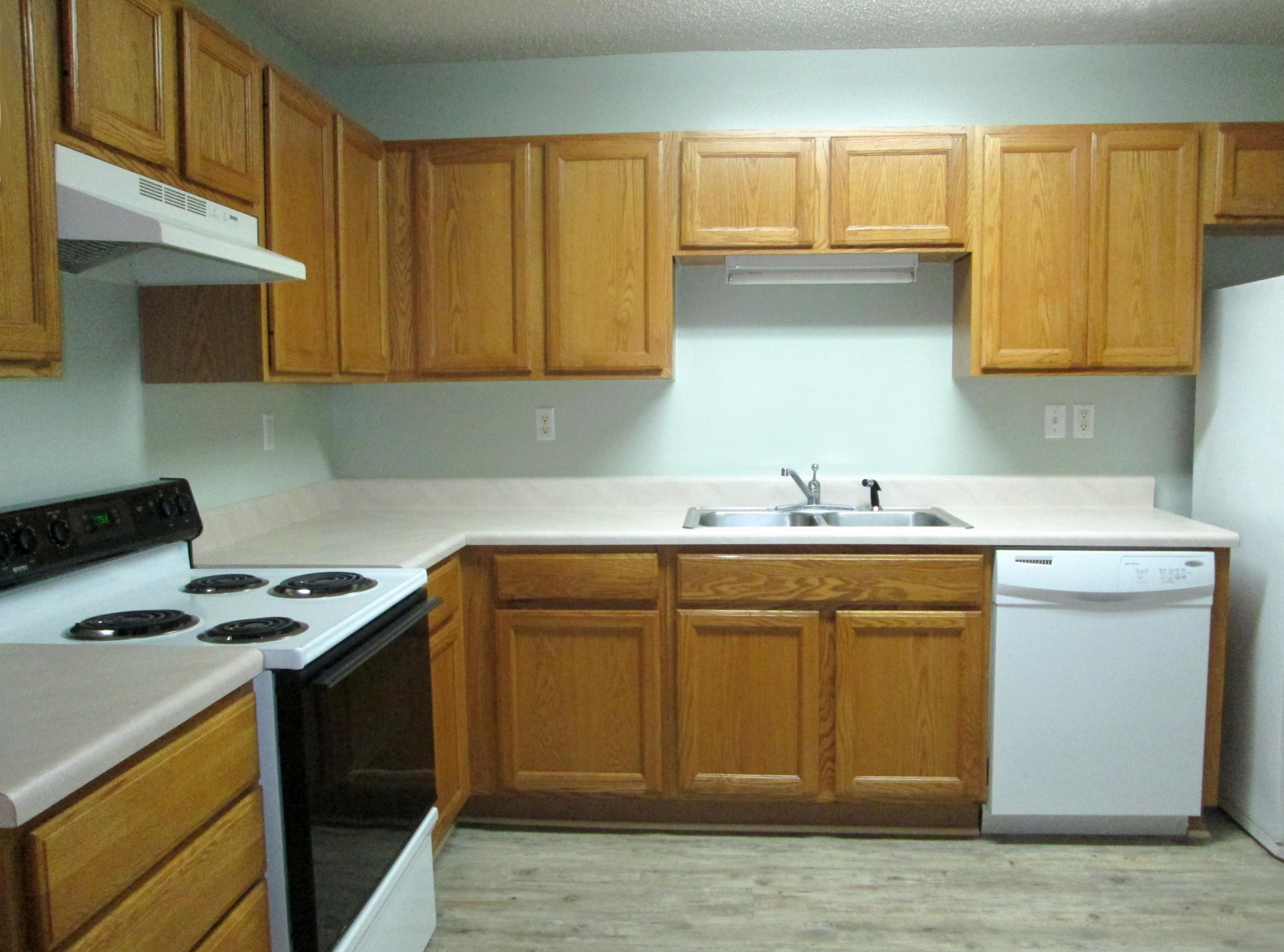 Metes & Bounds Aurora Duplex - Residential Lease