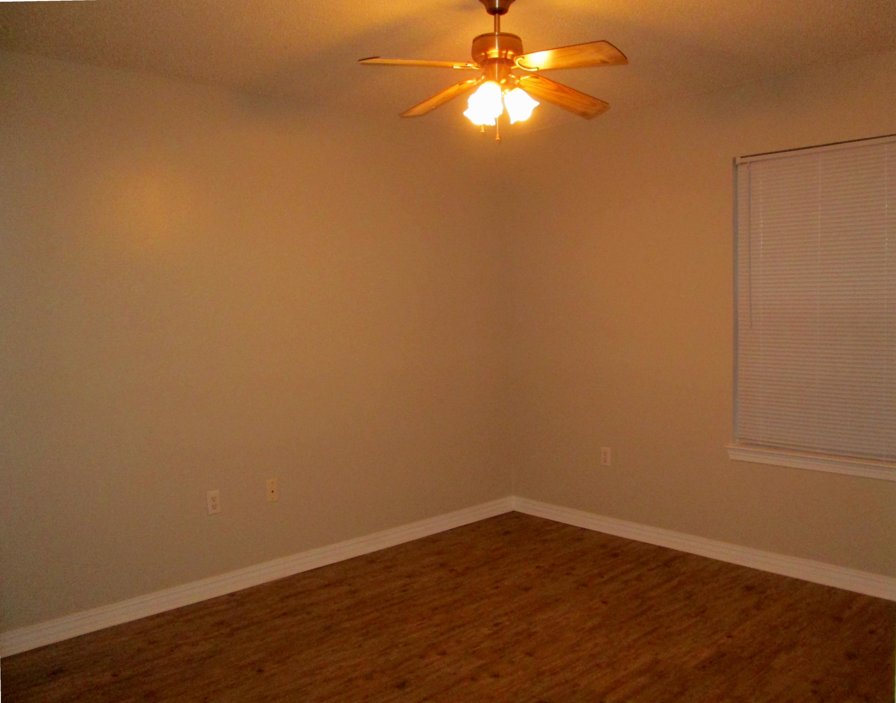 Metes & Bounds Aurora Duplex - Residential Lease