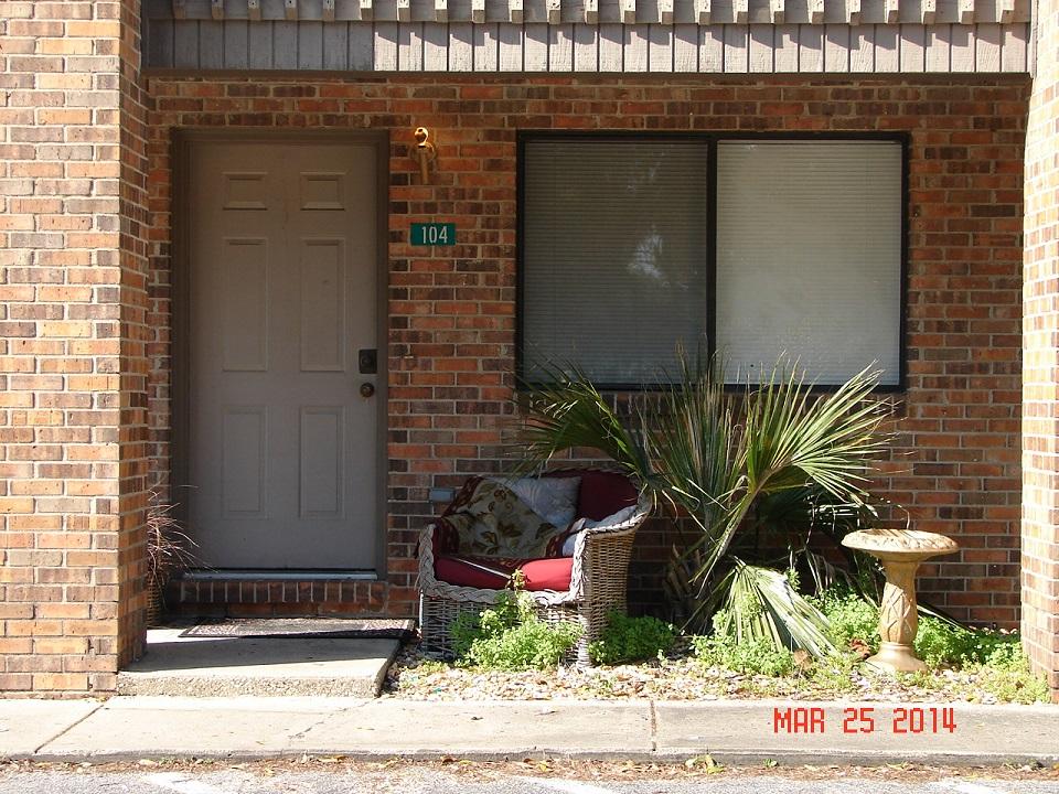 Very convenient location close to Hwy 98. Unit is located on the ground floor. Tile floors throughout unit. Extra storage room on the back porch. Washer and Dryer hook ups in storage area.