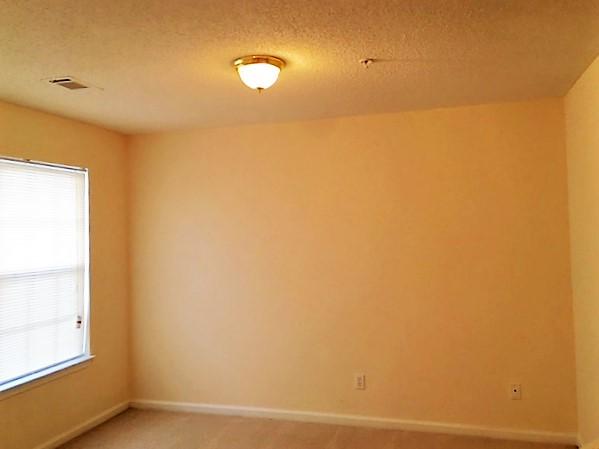 ROLLING PINES - Residential Lease