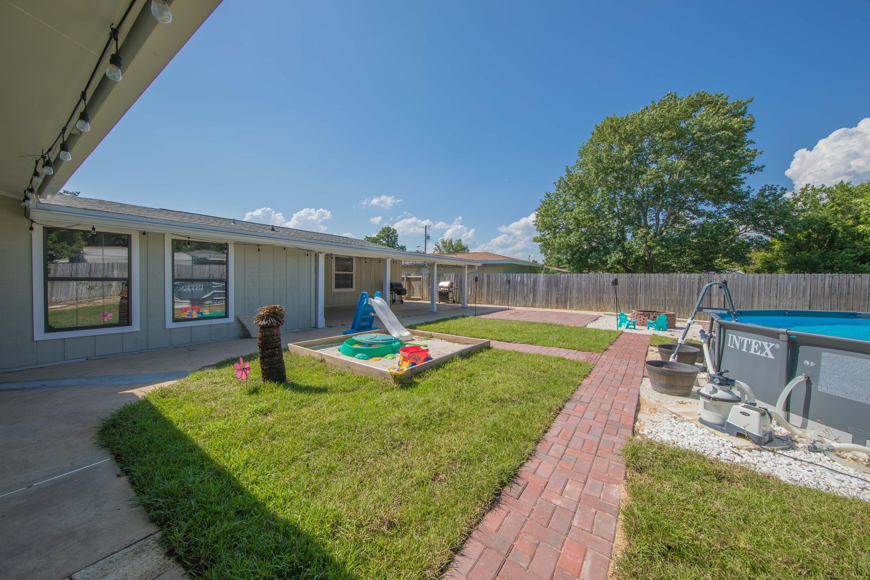 VICTORIA GARDENS 1 - Residential