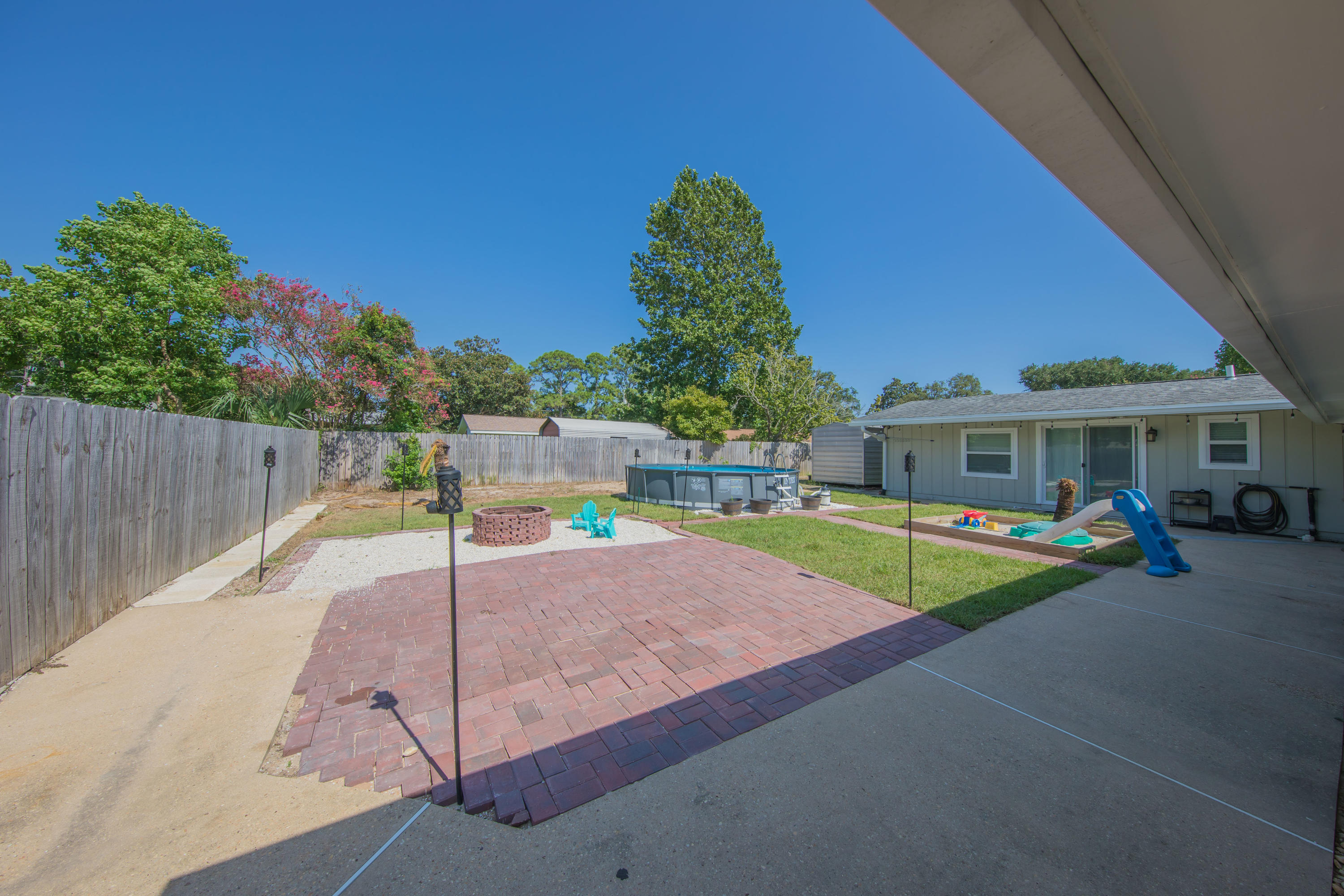 VICTORIA GARDENS 1 - Residential