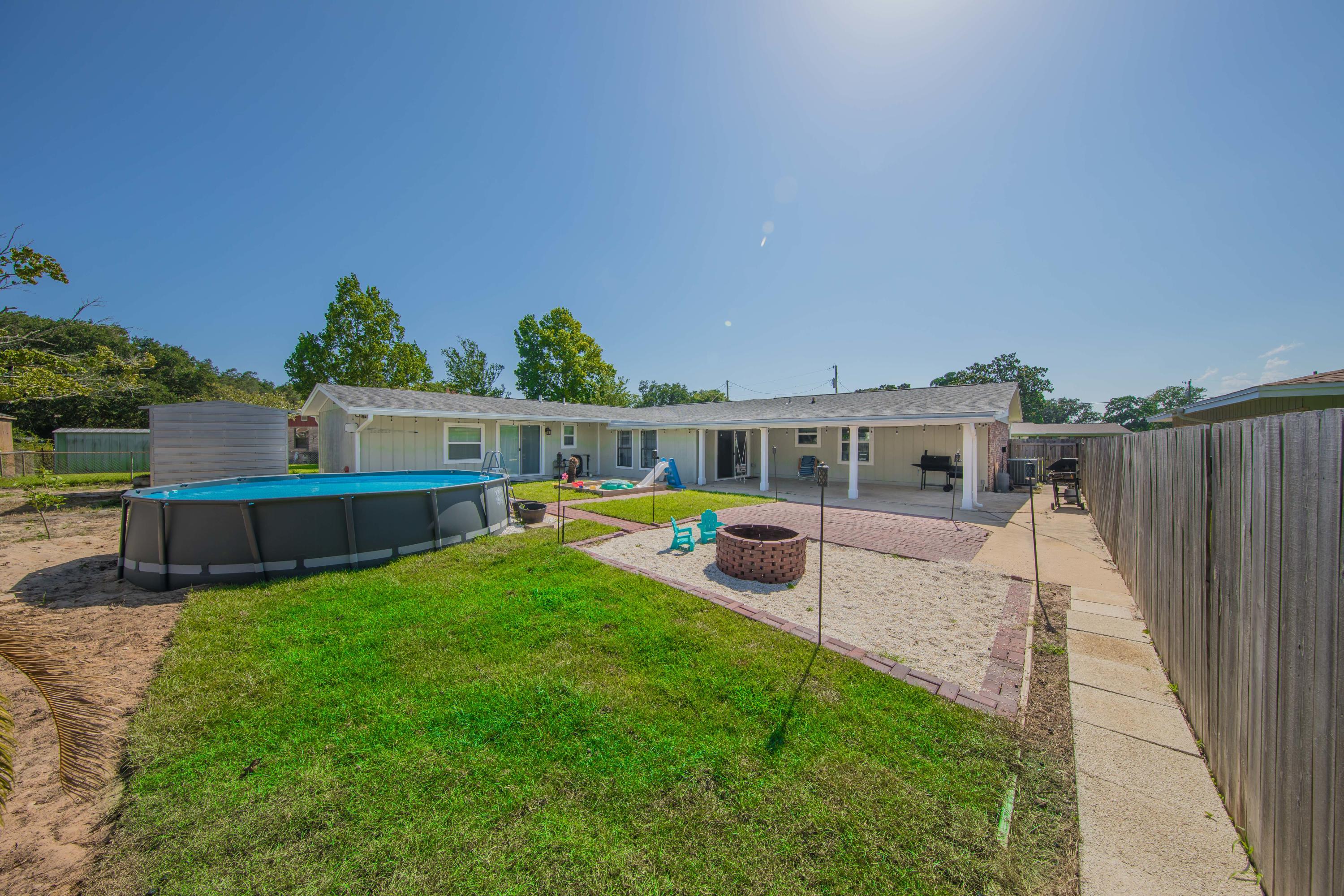 VICTORIA GARDENS 1 - Residential