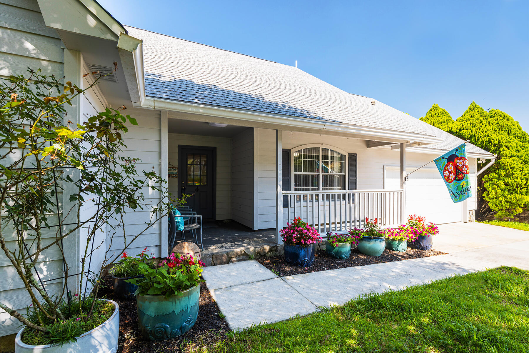 PARKWOOD ESTATES PH 1 BLUEWATER BAY - Residential