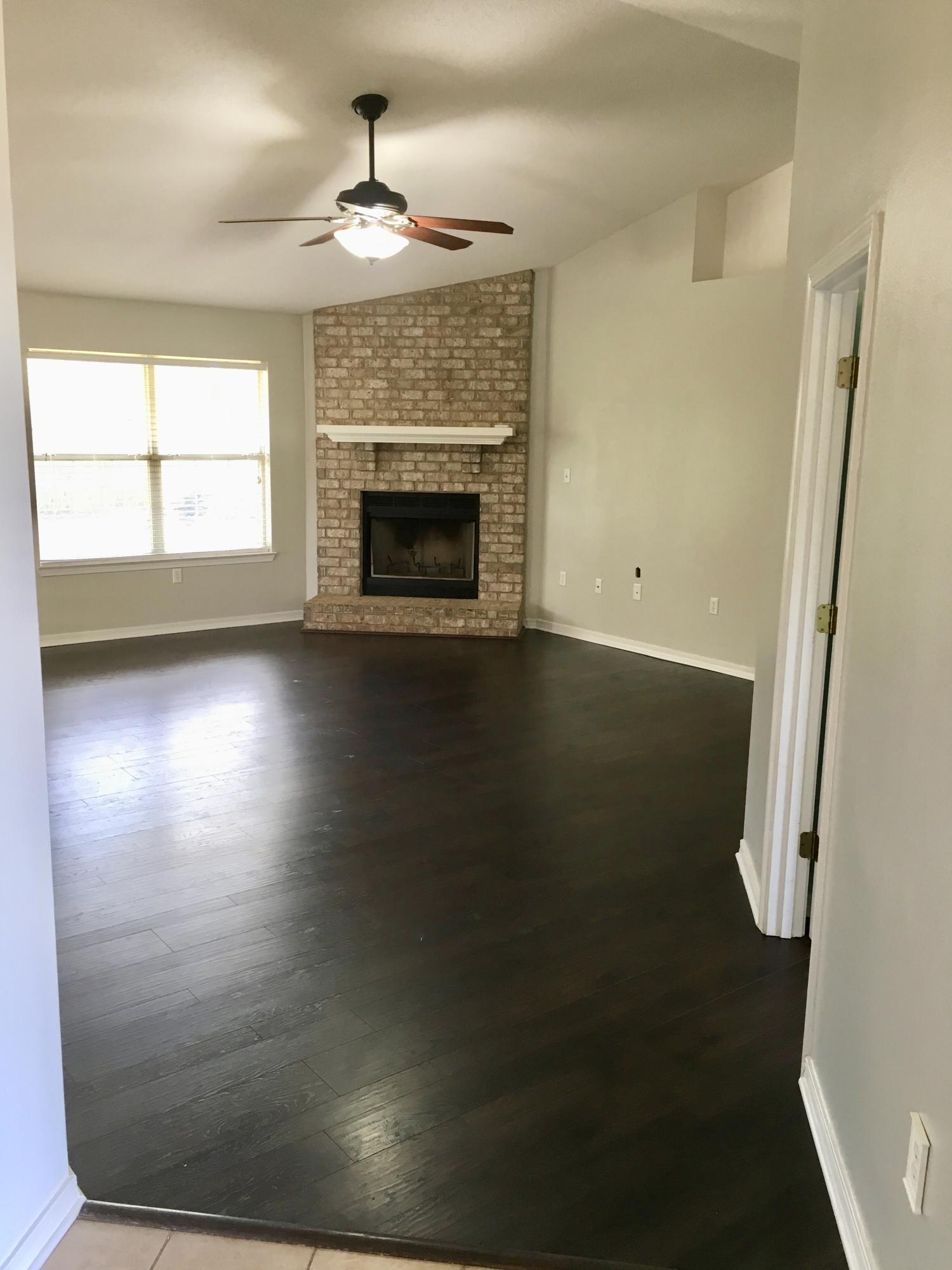 FOXWOOD ADDITION S/D - Residential Lease