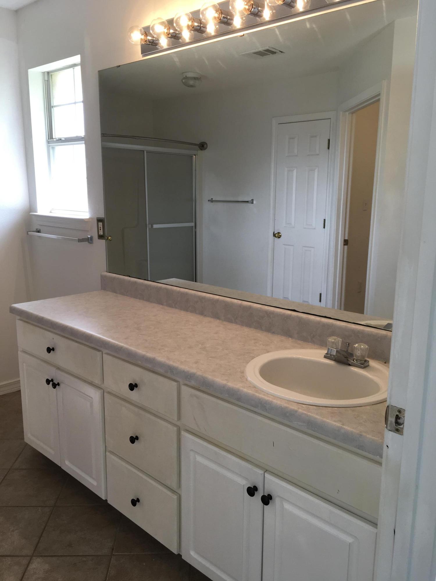 FOXWOOD ADDITION S/D - Residential Lease