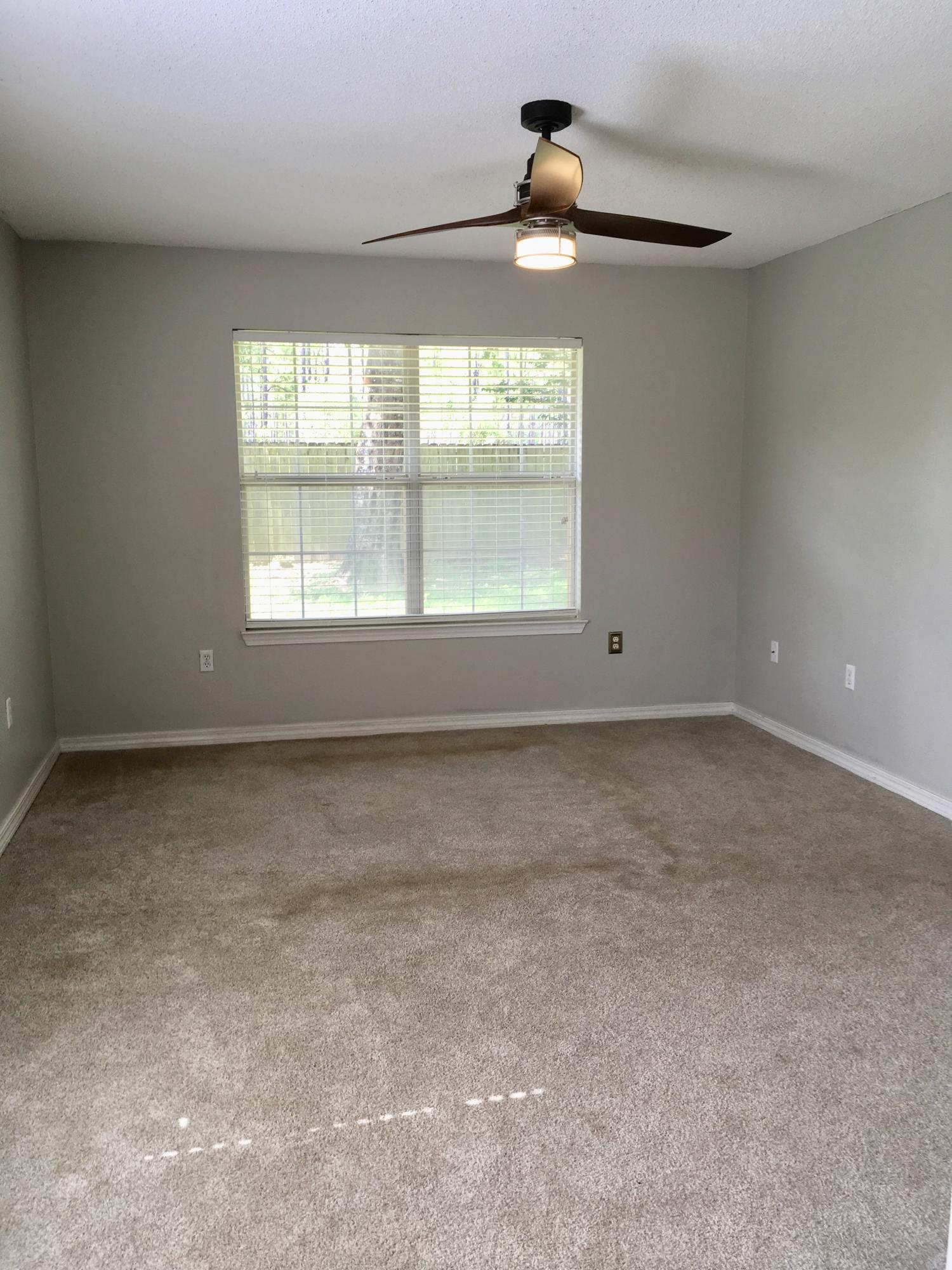 FOXWOOD ADDITION S/D - Residential Lease