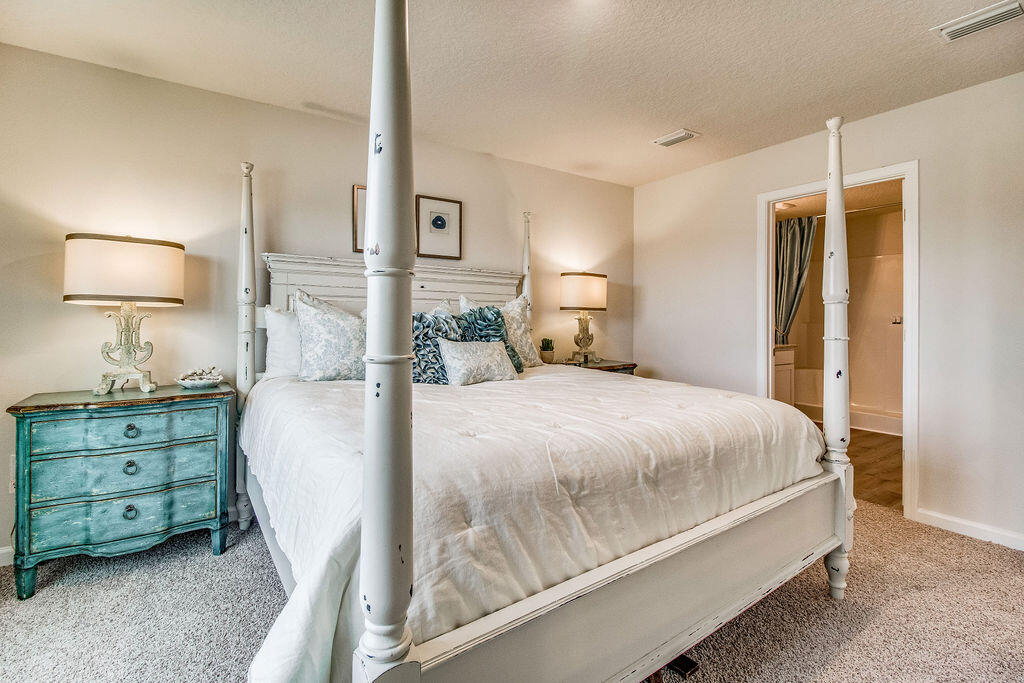 Royal Estates - Residential