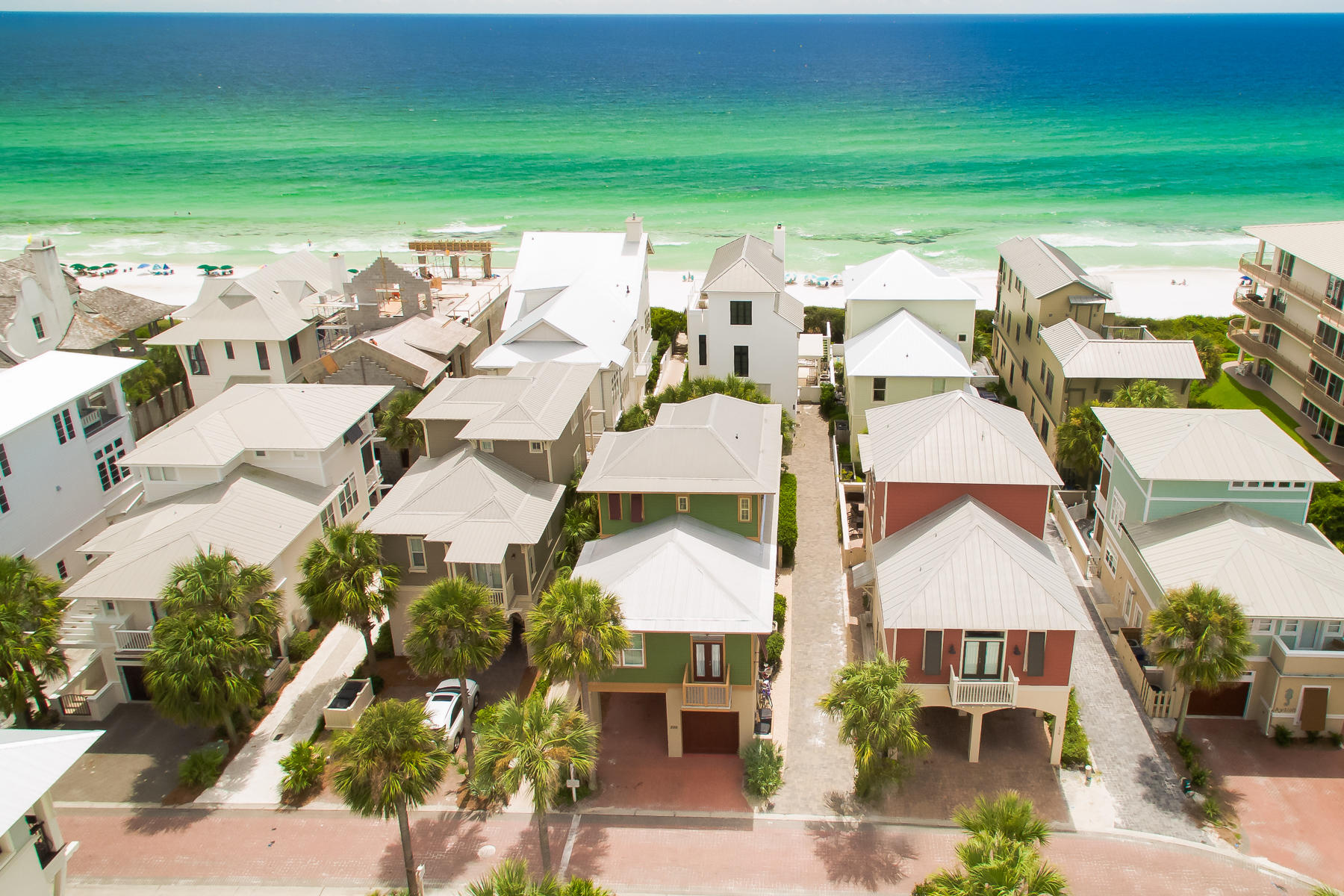 WATER'S EDGE - Residential