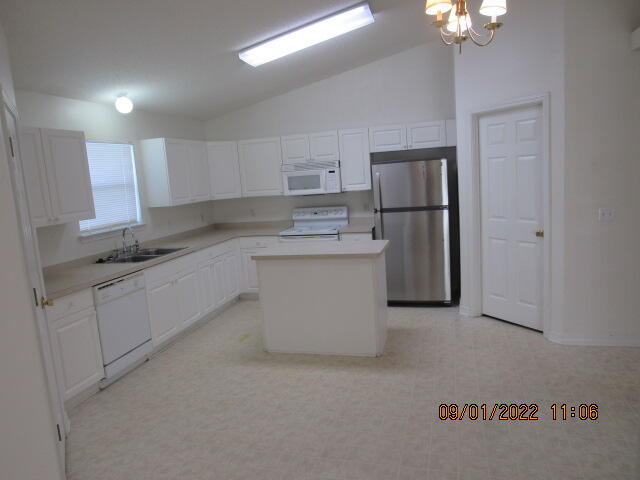 PARKER PLACE - Residential Lease