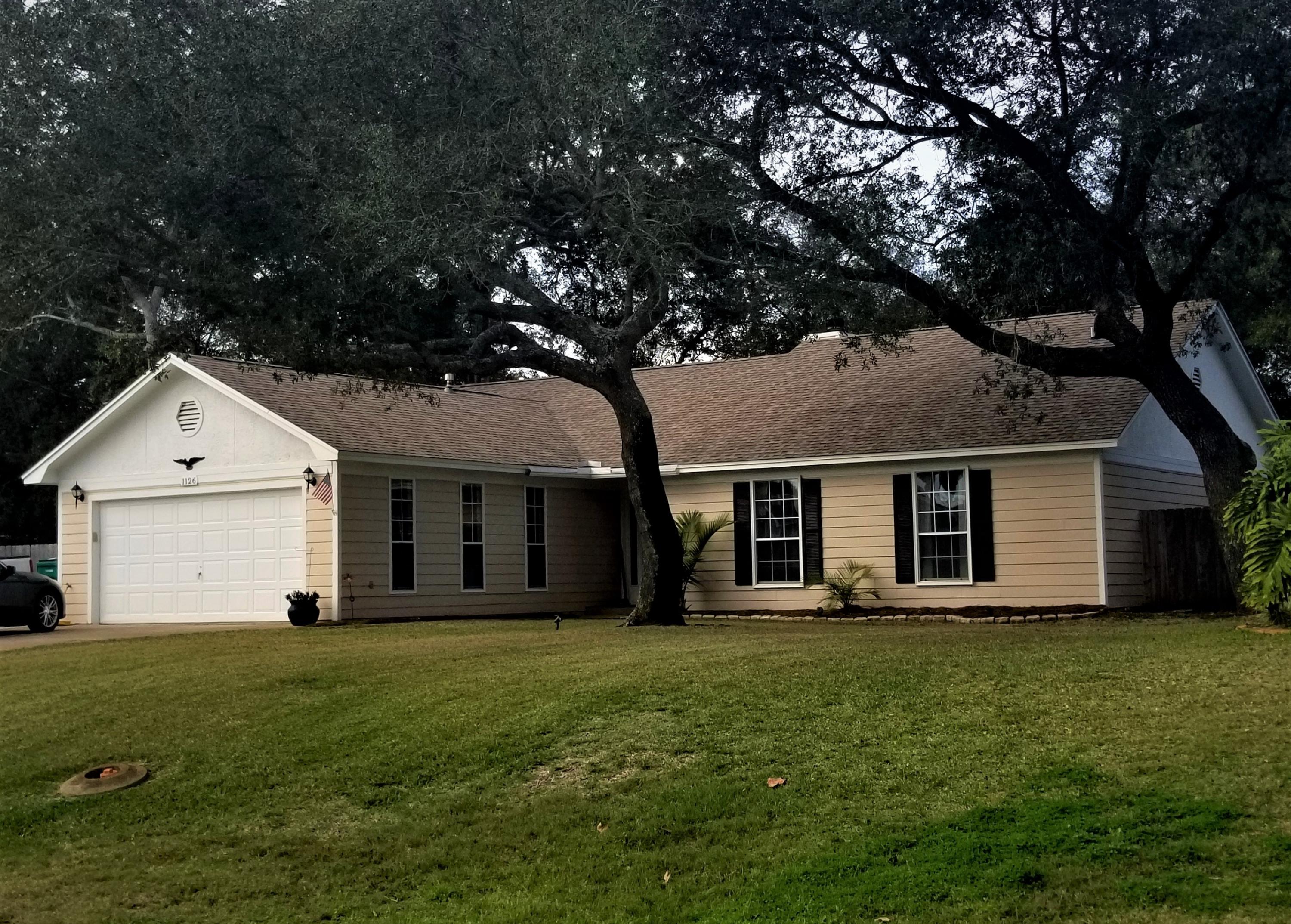 BAYVIEW MANOR - Residential