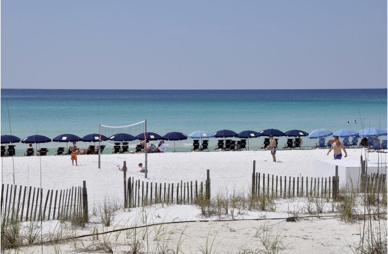 BUNGALOS AT SANDESTIN - Residential