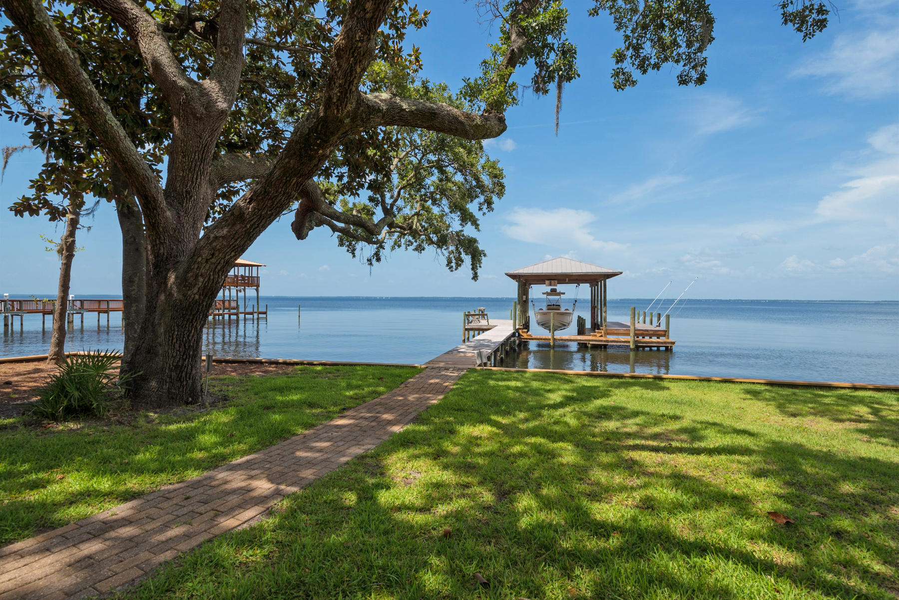 DRIFTWOOD SHORES - Residential