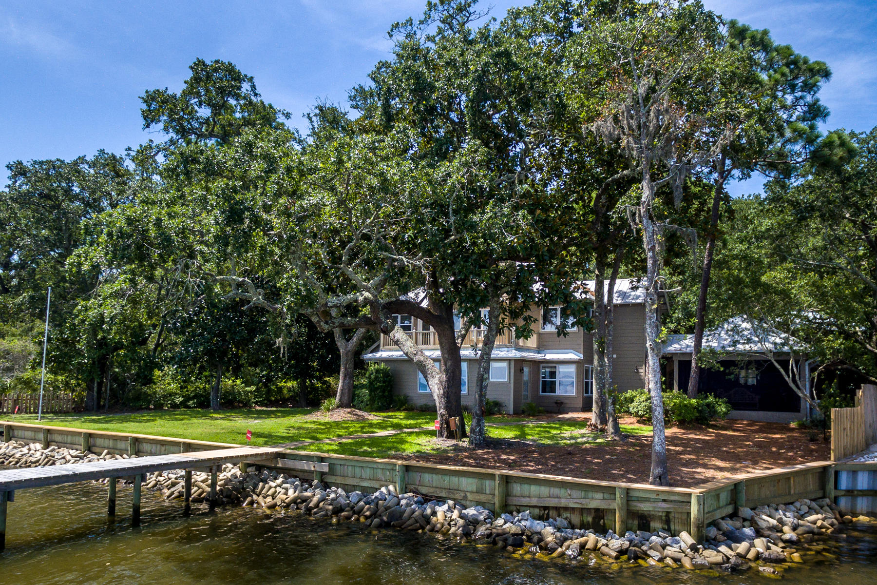 DRIFTWOOD SHORES - Residential