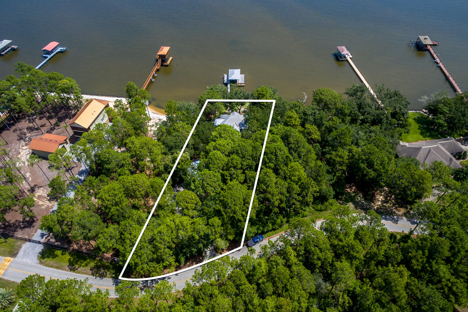 DRIFTWOOD SHORES - Residential