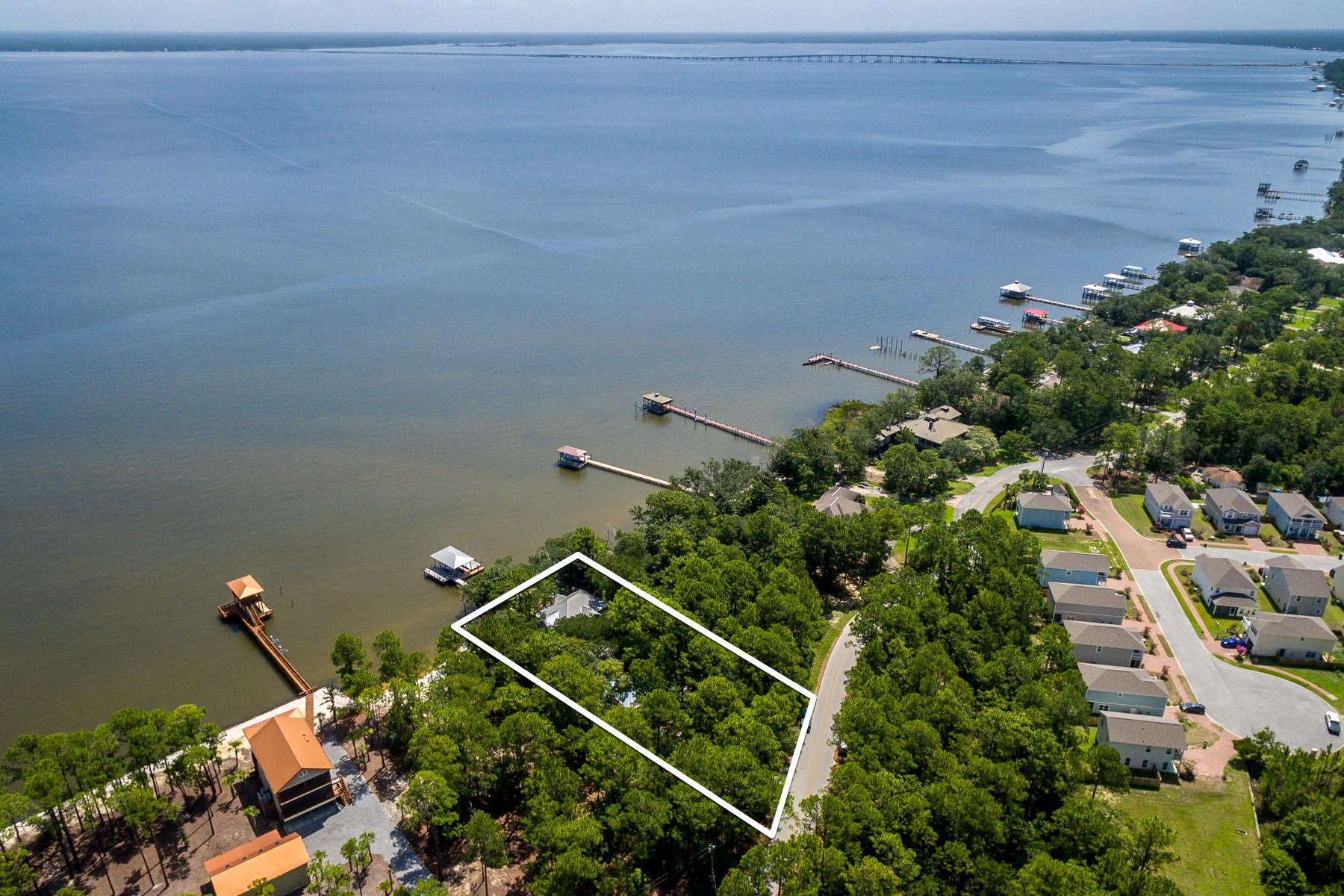 DRIFTWOOD SHORES - Residential