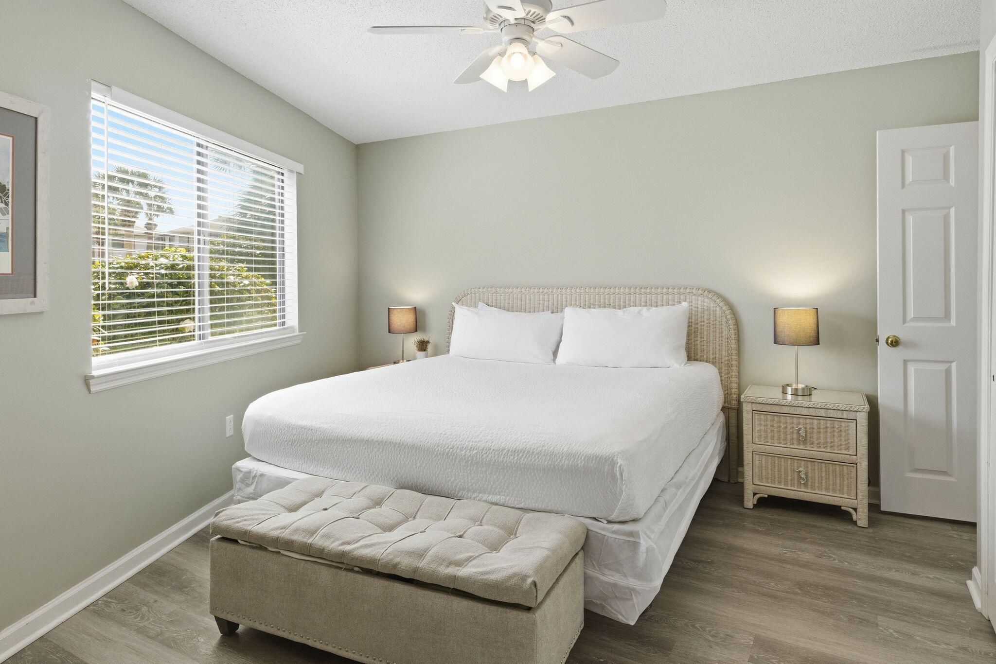 CRYSTAL VILLAGE CONDO PH 2 - Residential