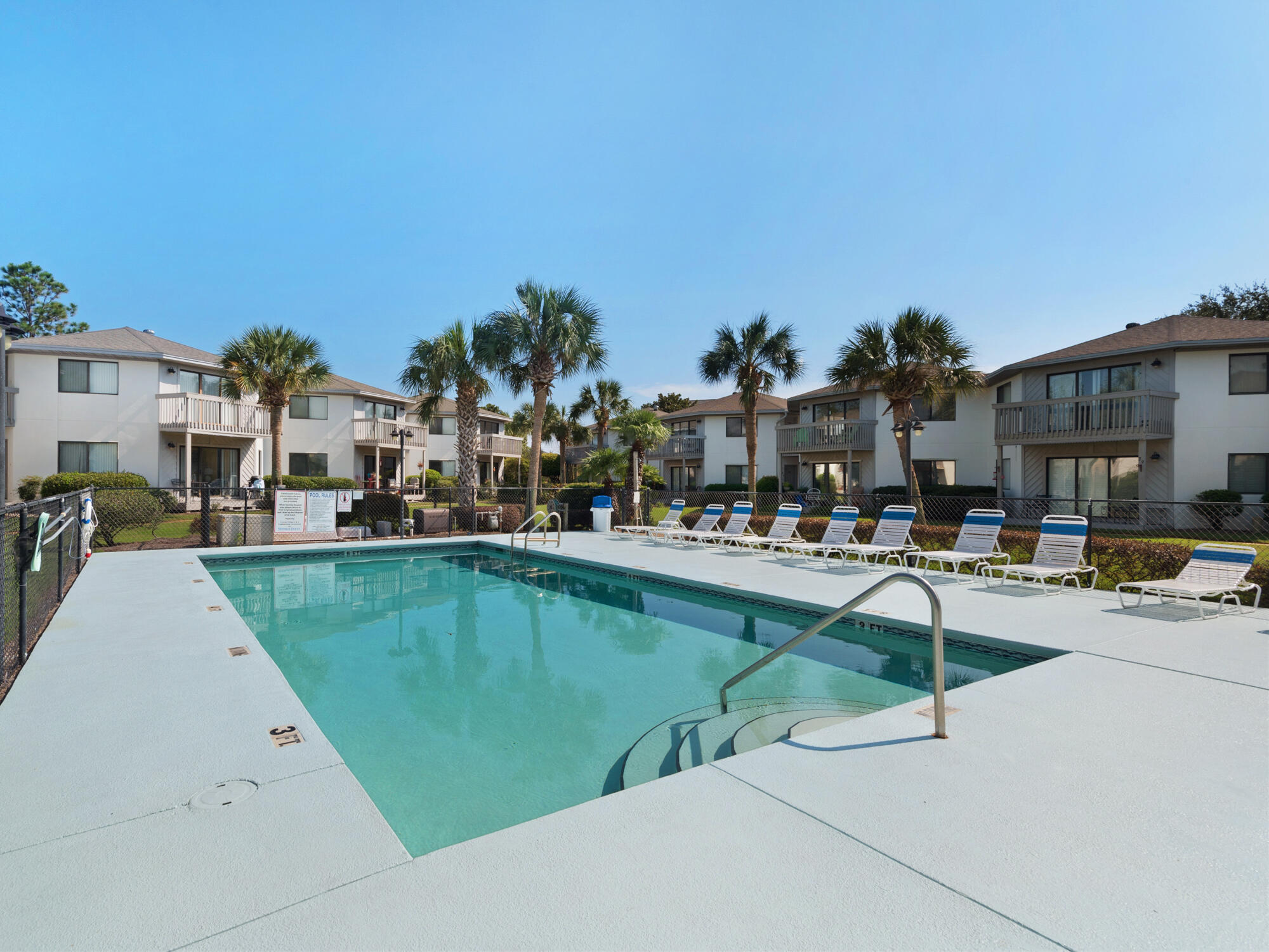 CRYSTAL VILLAGE CONDO PH 2 - Residential