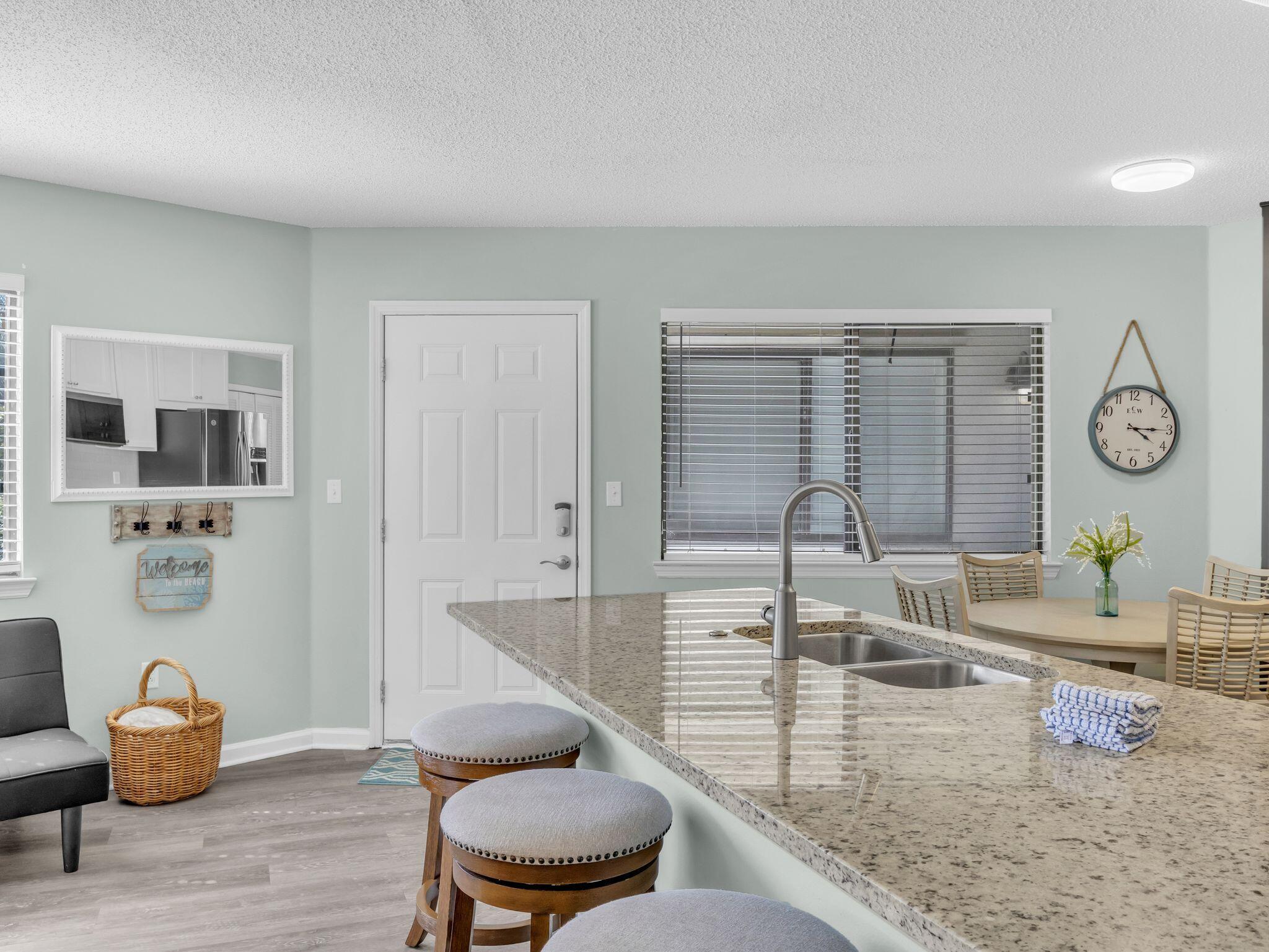 CRYSTAL VILLAGE CONDO PH 2 - Residential