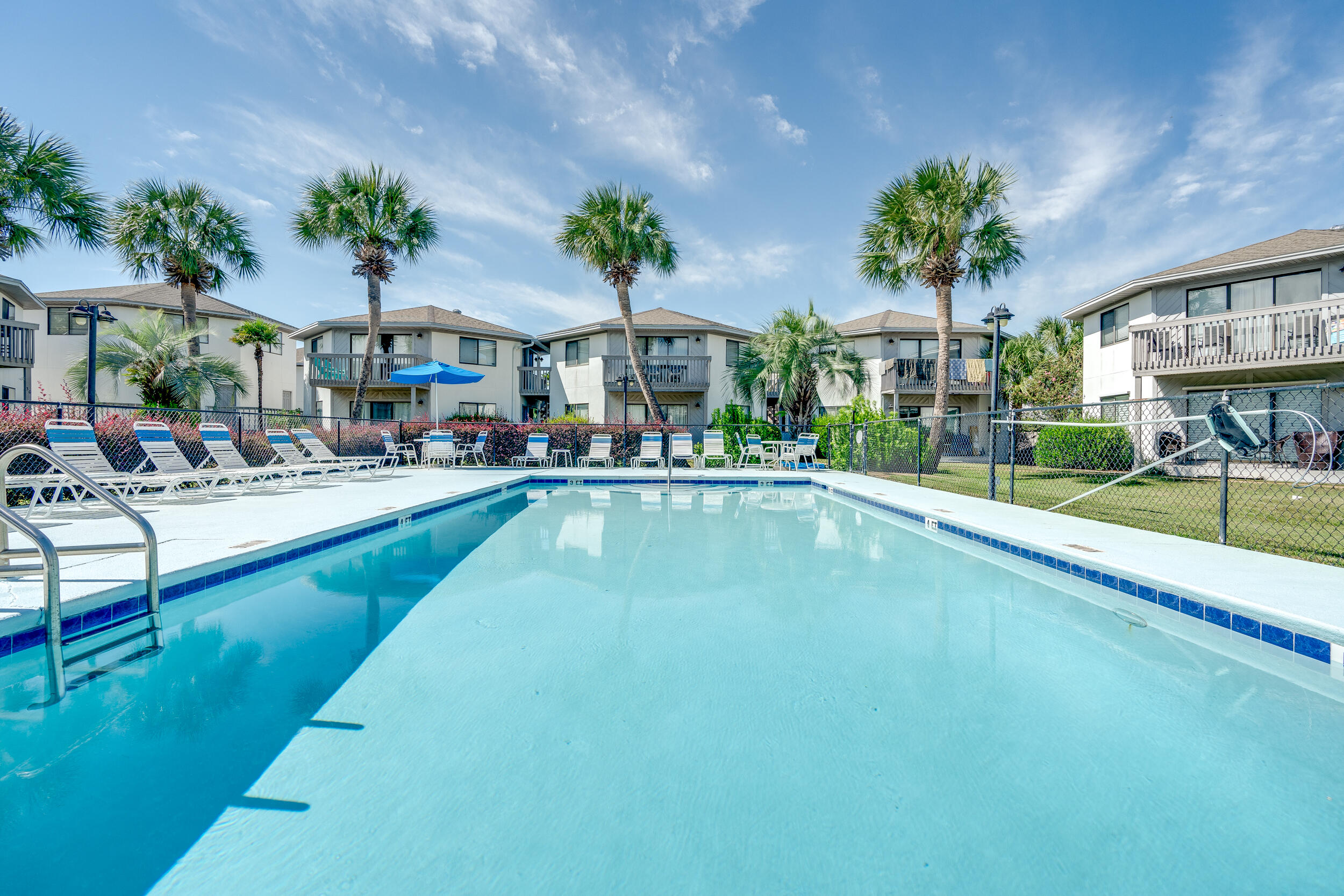 CRYSTAL VILLAGE CONDO PH 2 - Residential