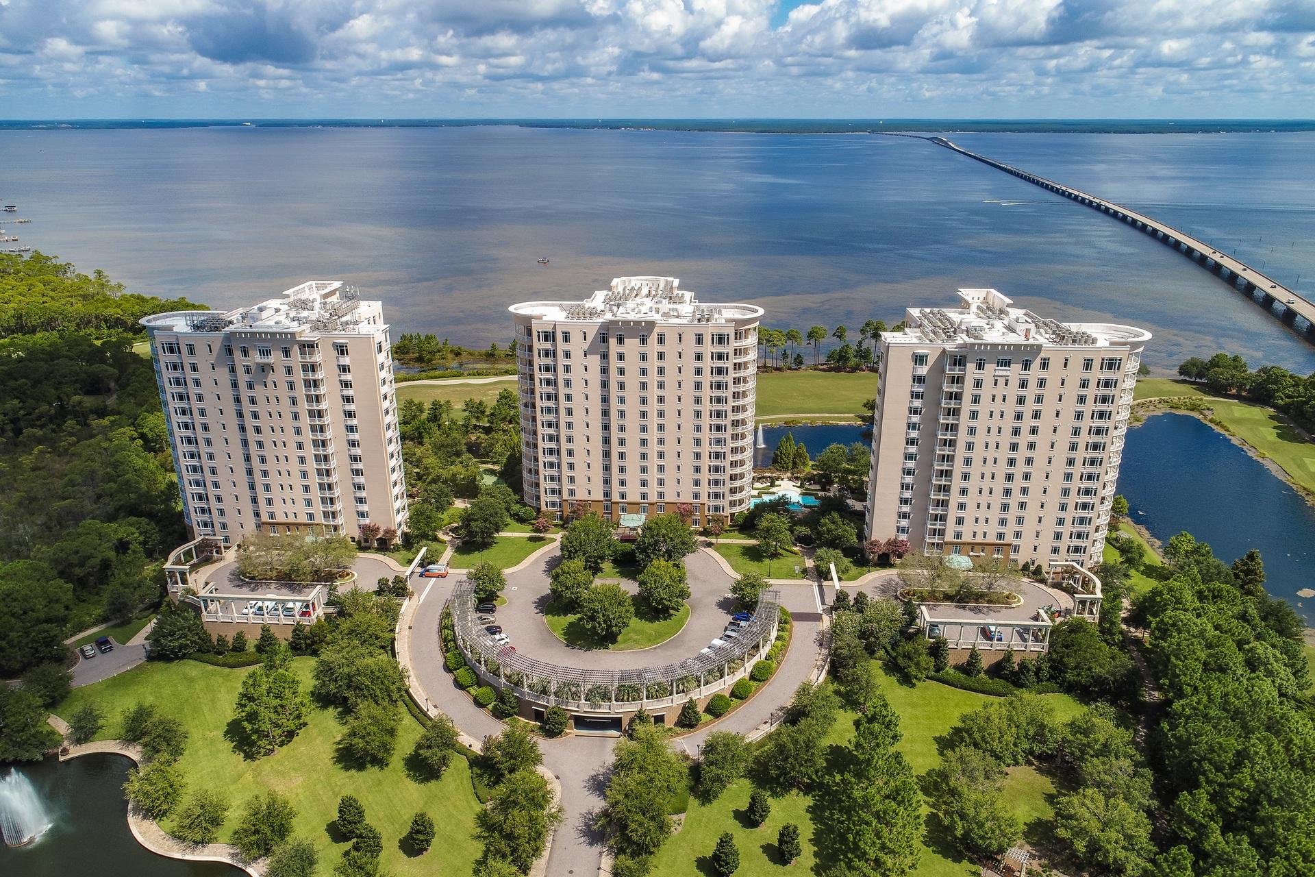 ONE WATER PLACE AT KELLY PLANTATION - Residential