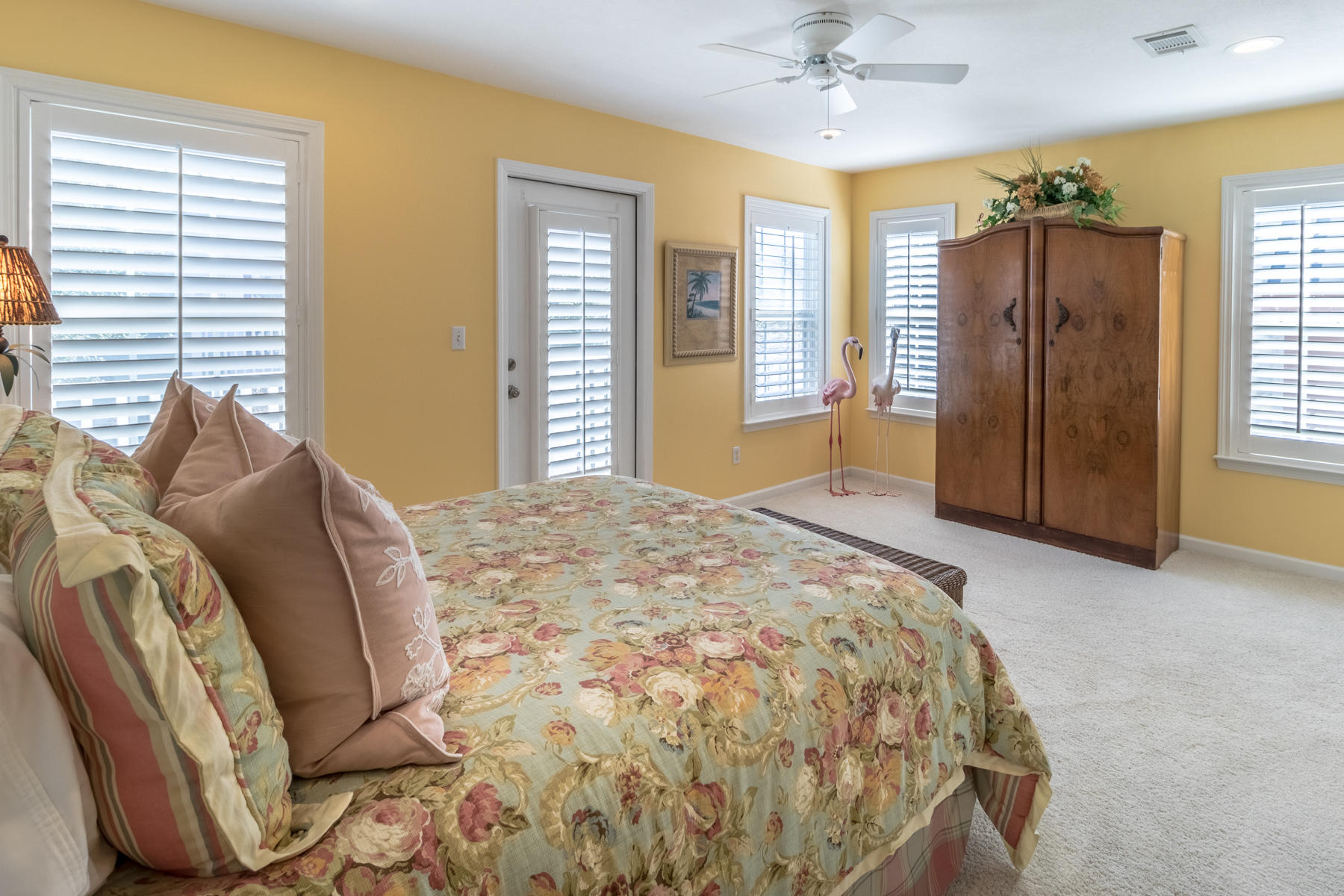 SUNRISE BEACH - Residential
