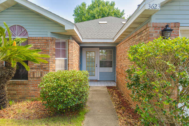 AZALEA GARDENS DESTIN - Residential