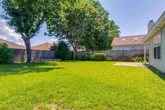 AZALEA GARDENS DESTIN - Residential