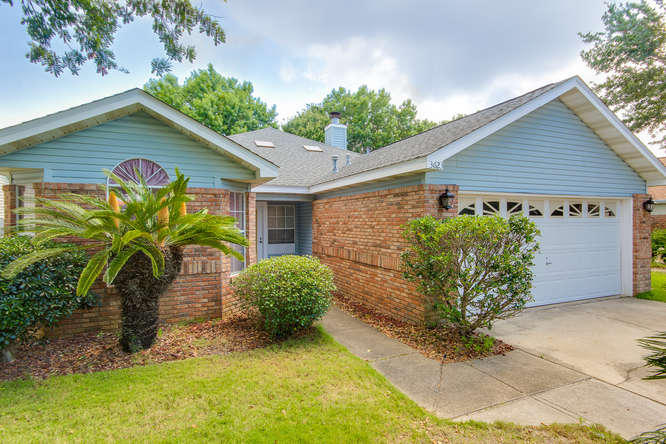 AZALEA GARDENS DESTIN - Residential