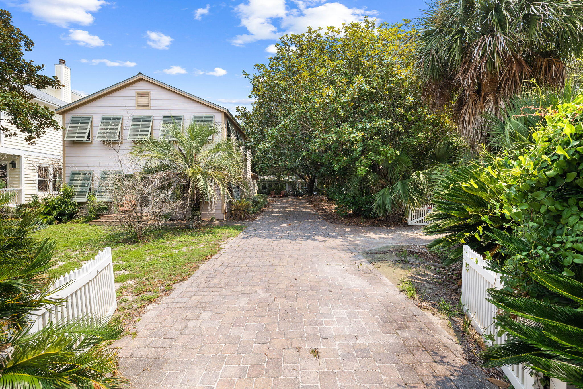 SEAGROVE 1ST ADDN - Residential