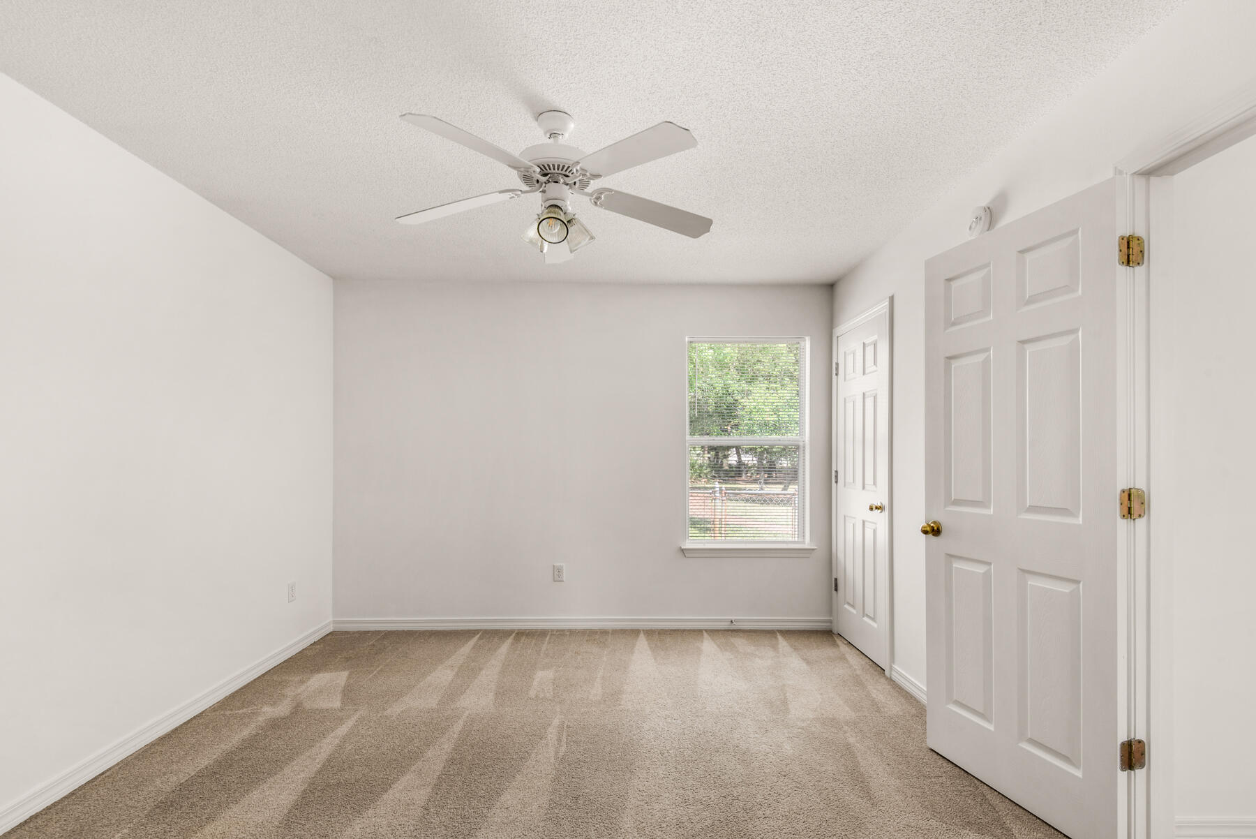 SHALIMAR COTTAGES - Residential Lease