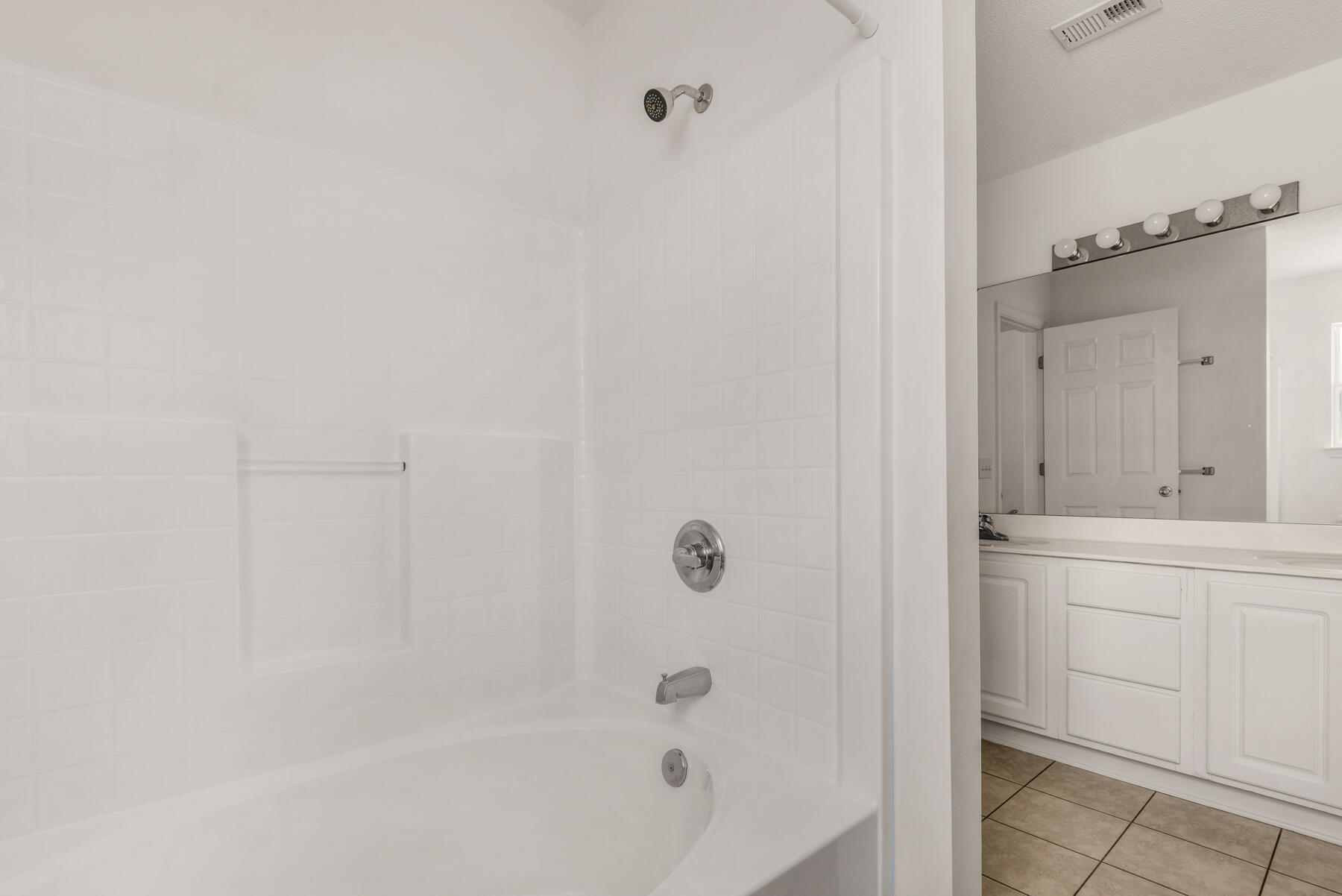 SHALIMAR COTTAGES - Residential Lease