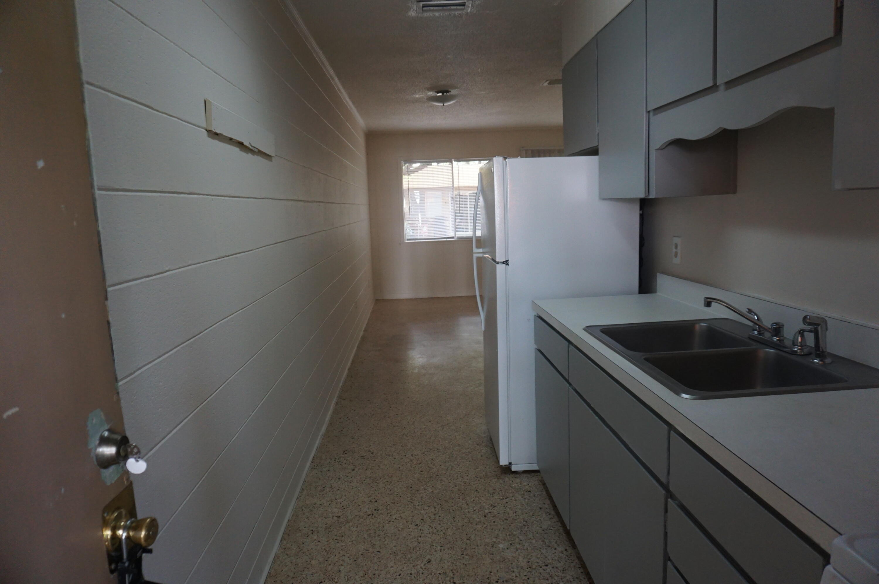 PORT DIXIE - Residential Lease