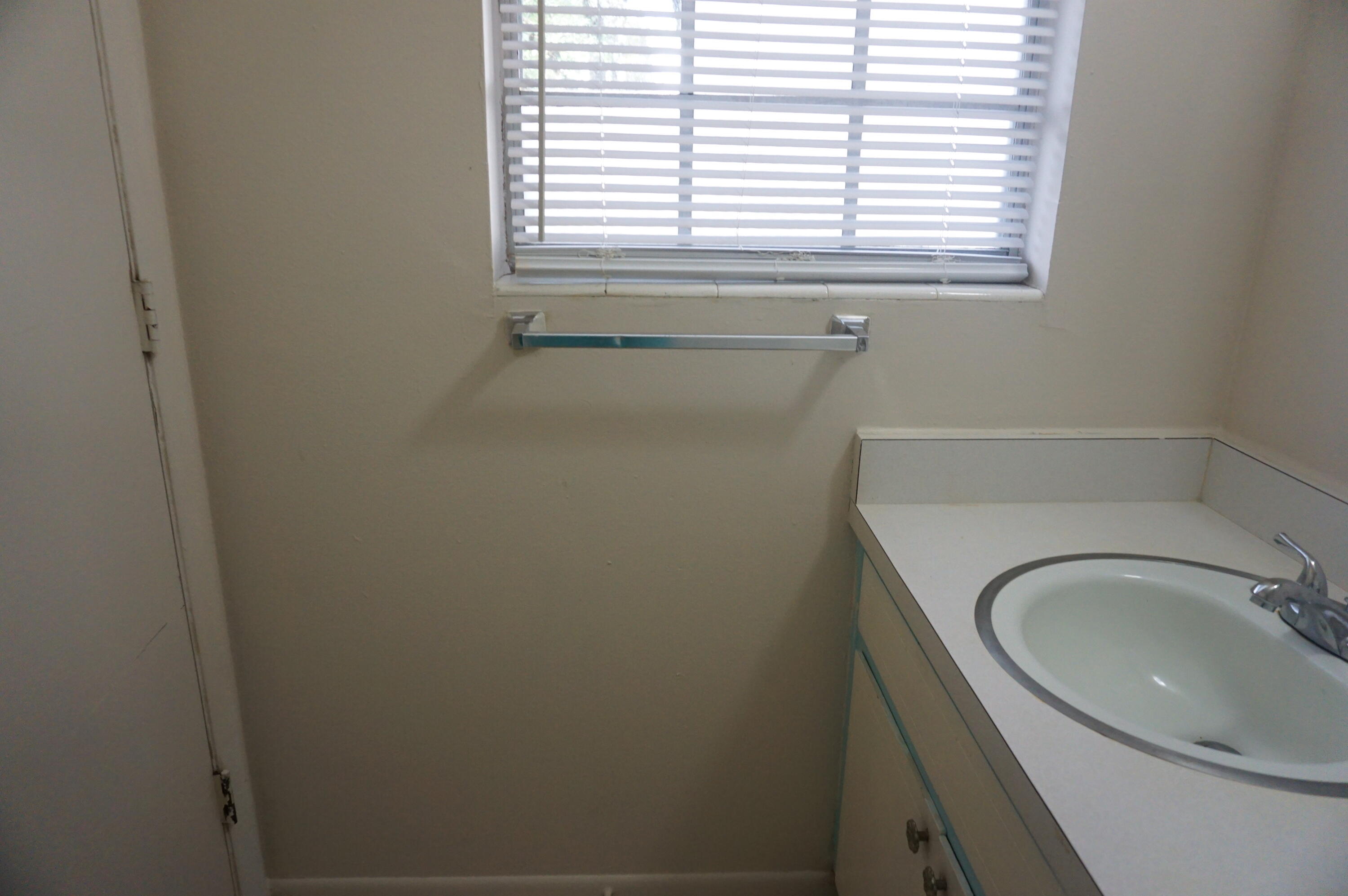 PORT DIXIE - Residential Lease